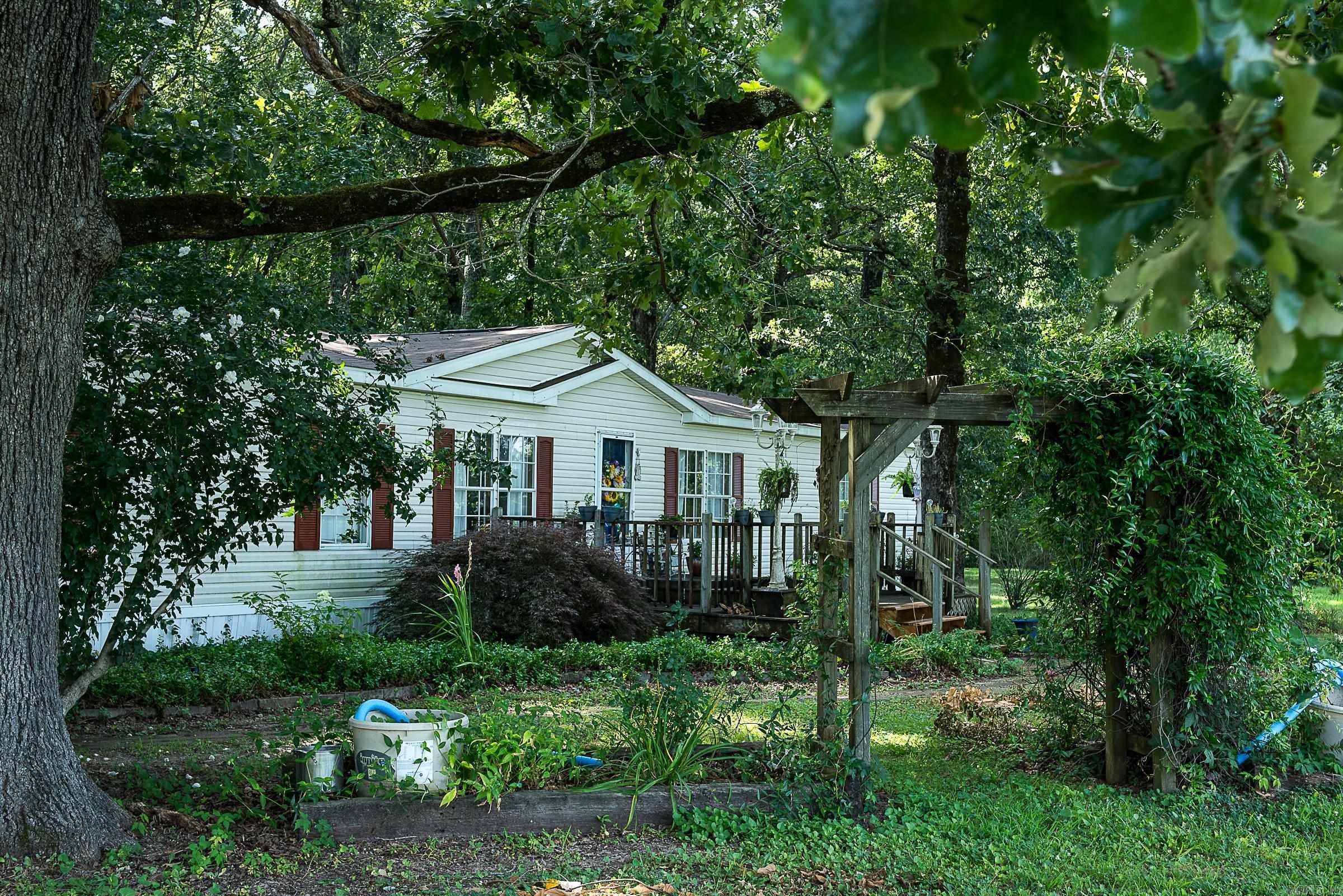 13717 Terry  Ward, AR