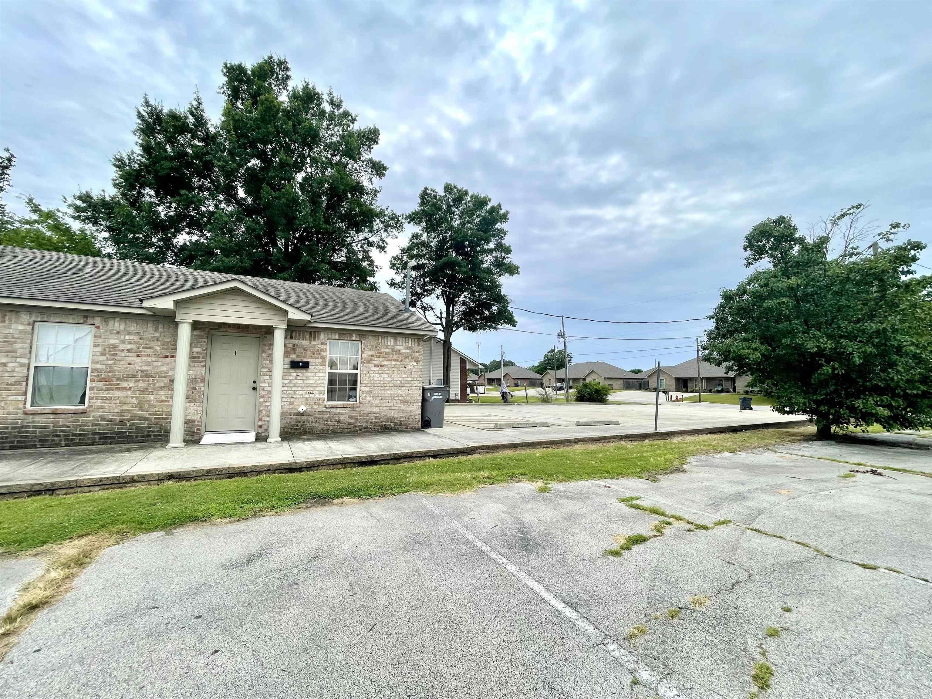 2210 Clark  Jonesboro, AR