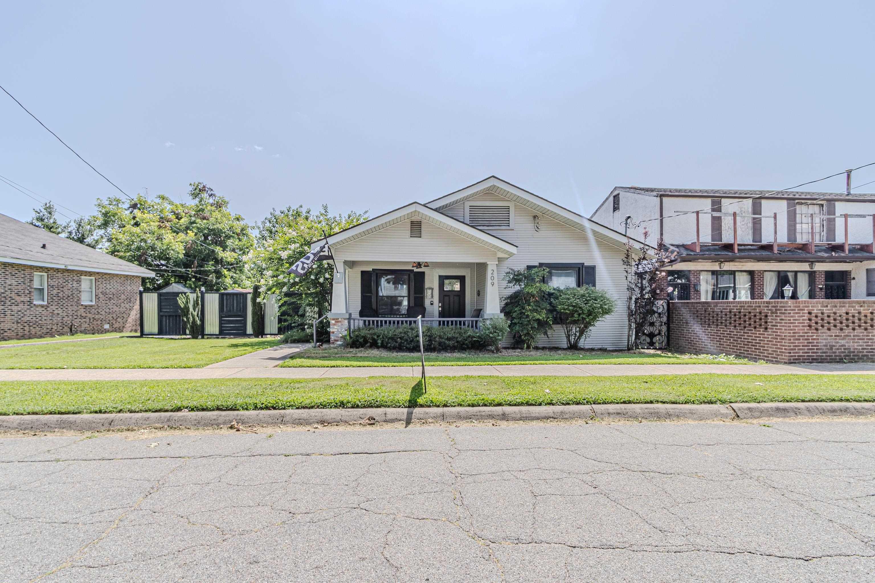 209 N 4th  Paragould, AR