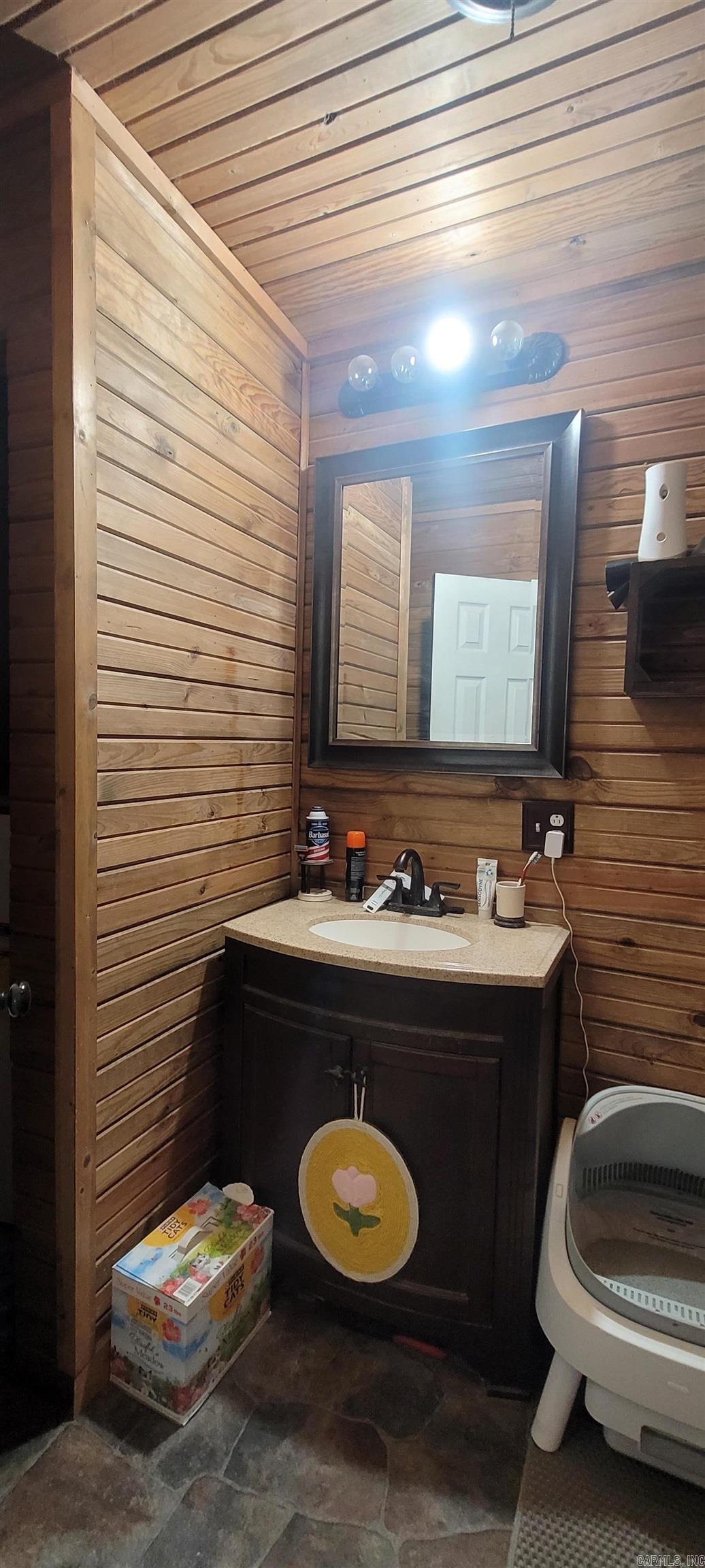 514 Reynolds  McCrory, AR