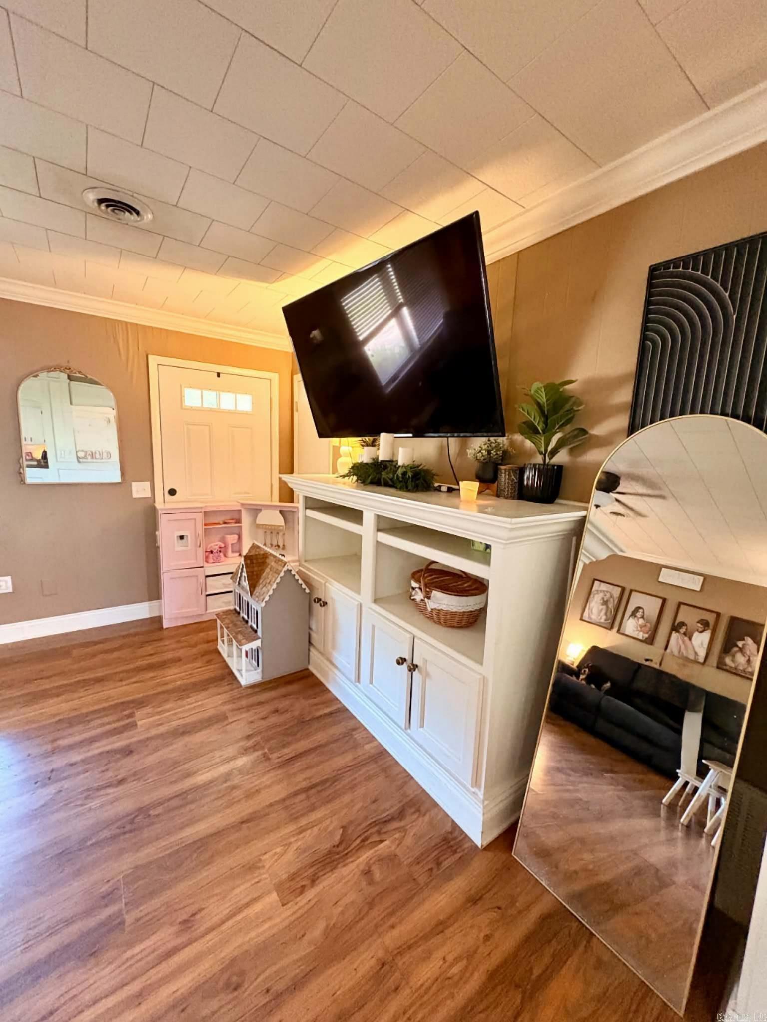 514 Reynolds  McCrory, AR