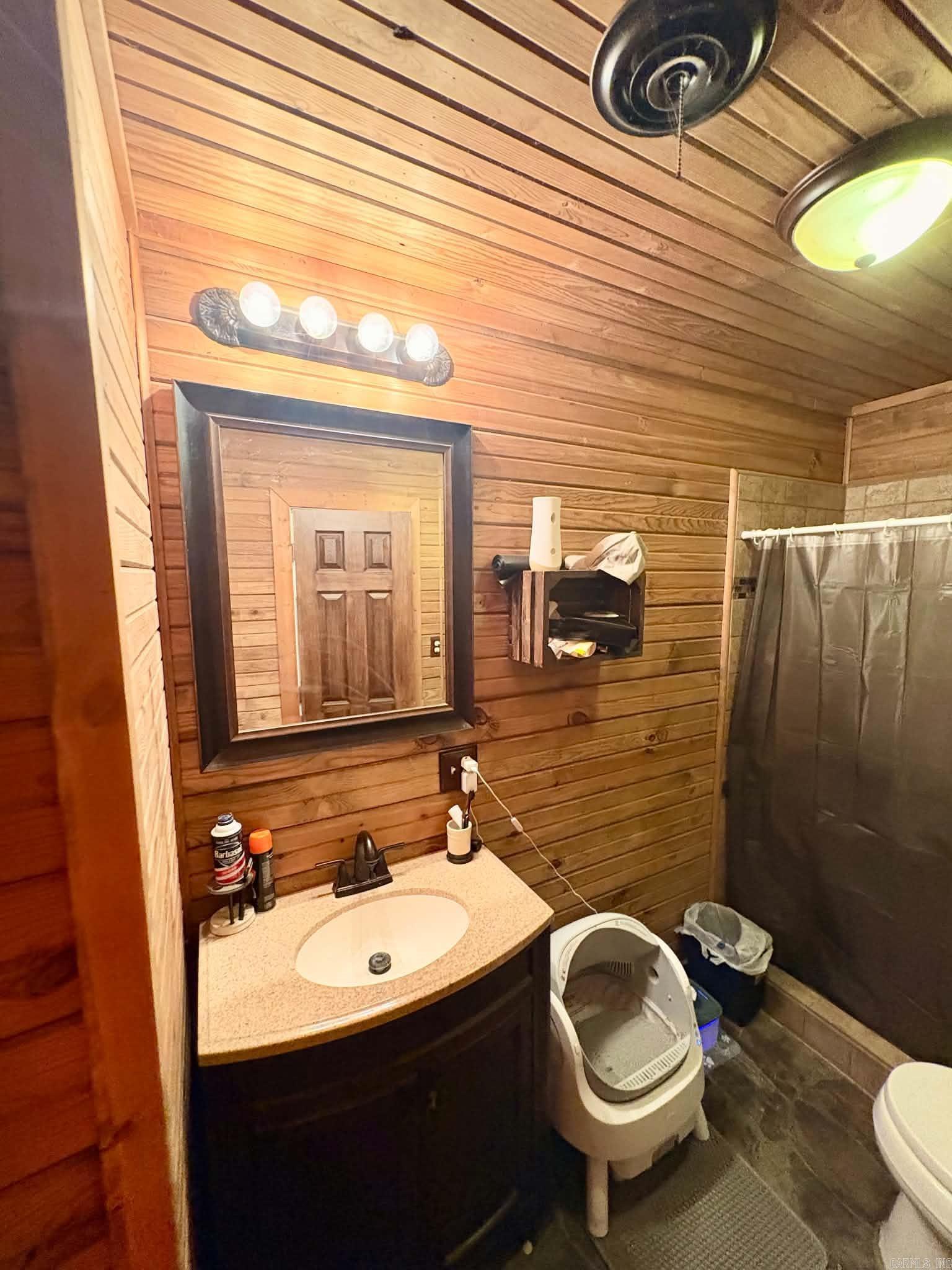514 Reynolds  McCrory, AR