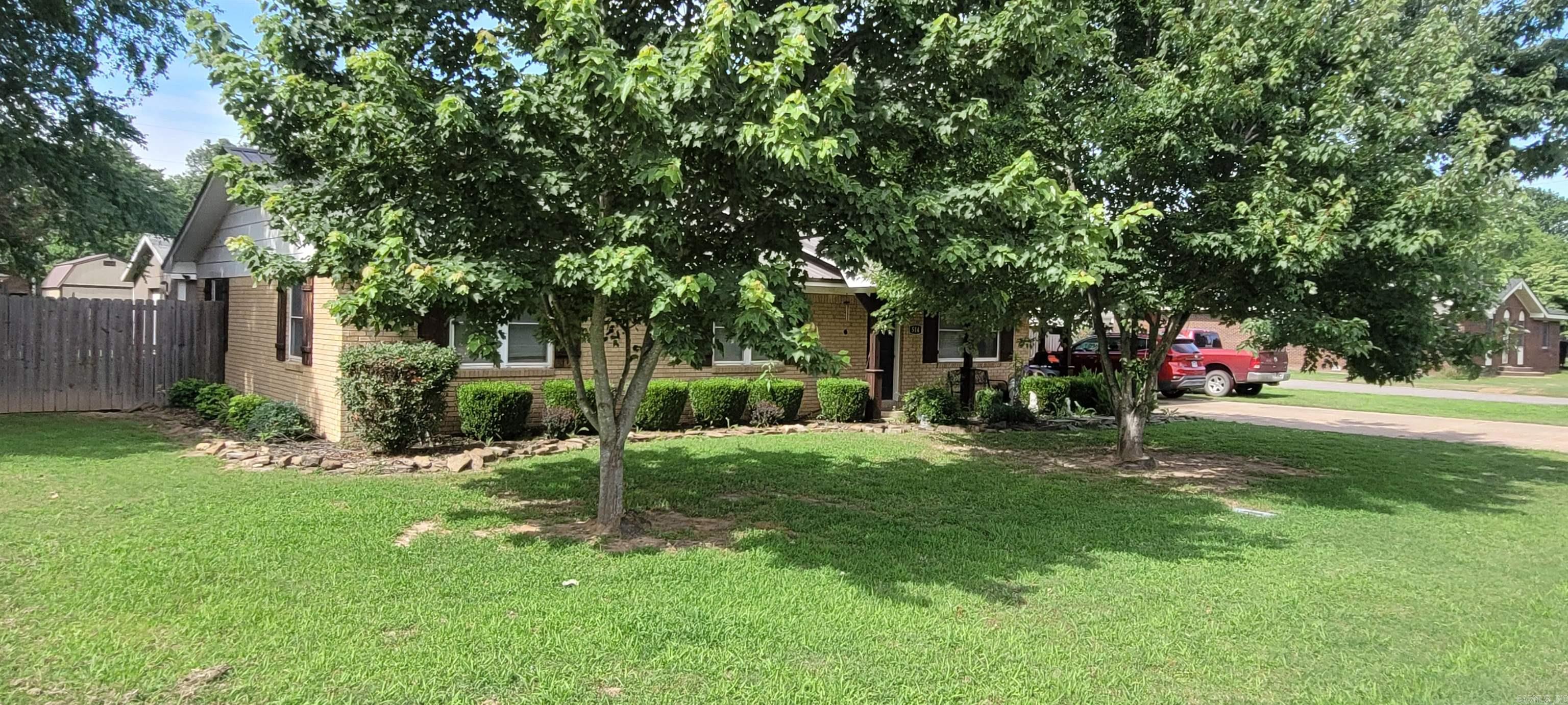 514 Reynolds  McCrory, AR
