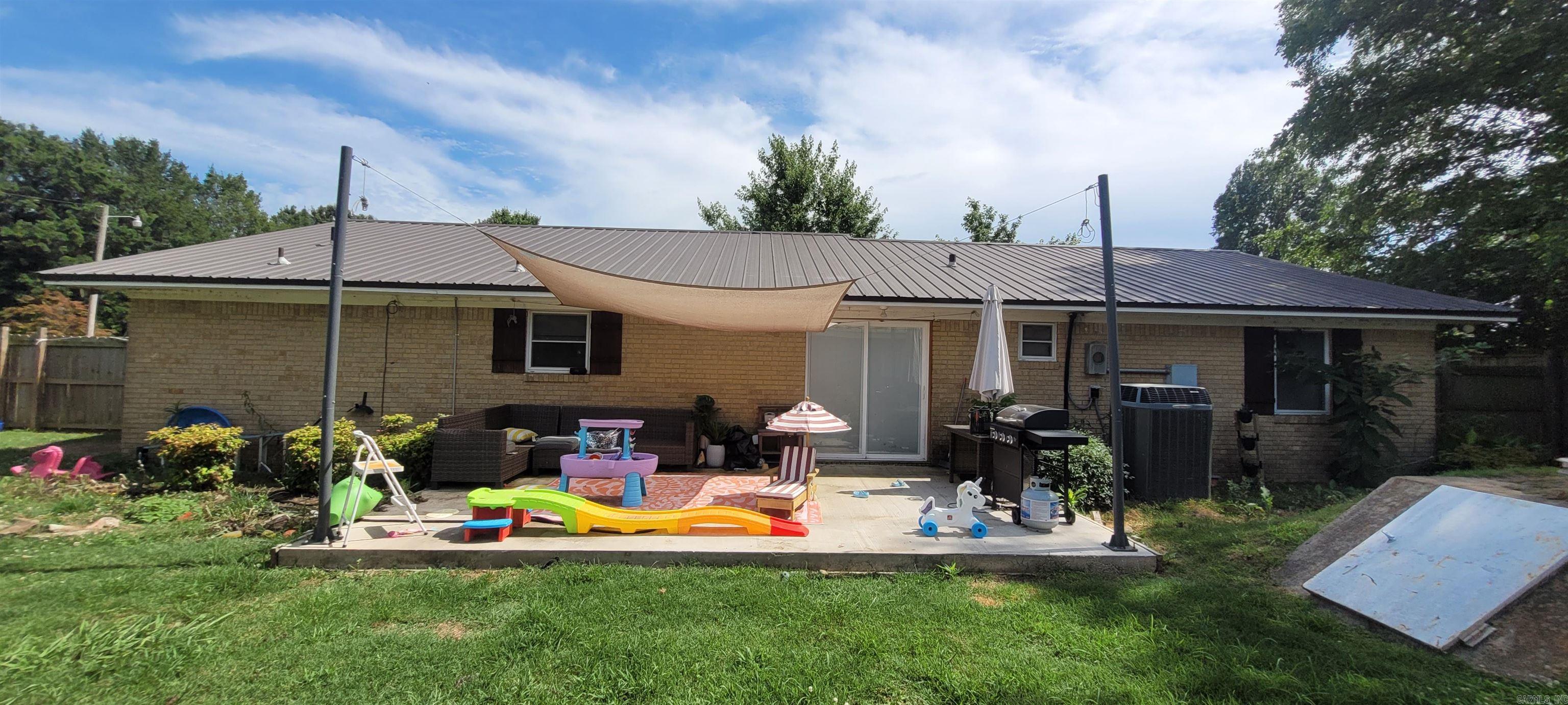 514 Reynolds  McCrory, AR
