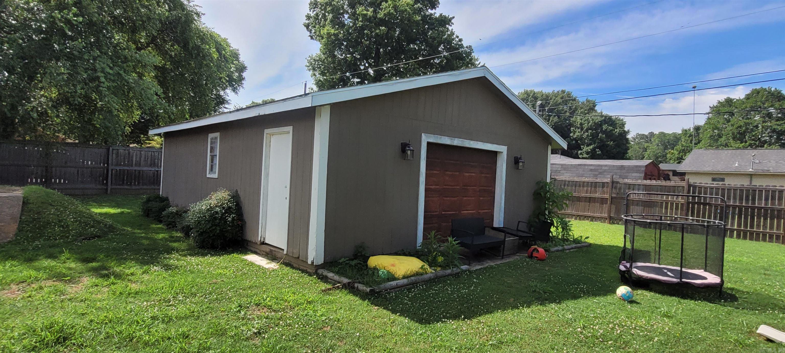 514 Reynolds  McCrory, AR