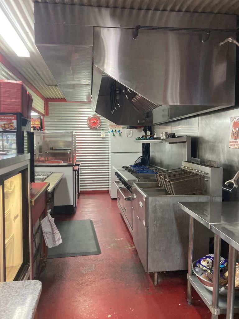 7055 W Hwy 66  Timbo, AR