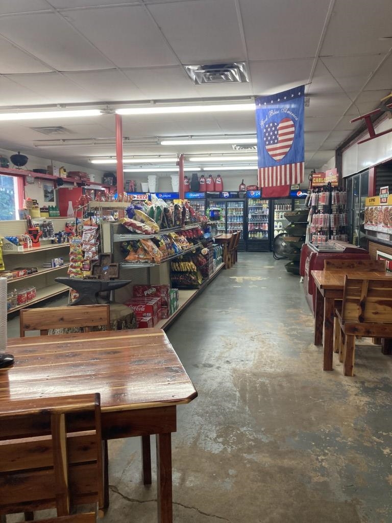 7055 W Hwy 66  Timbo, AR