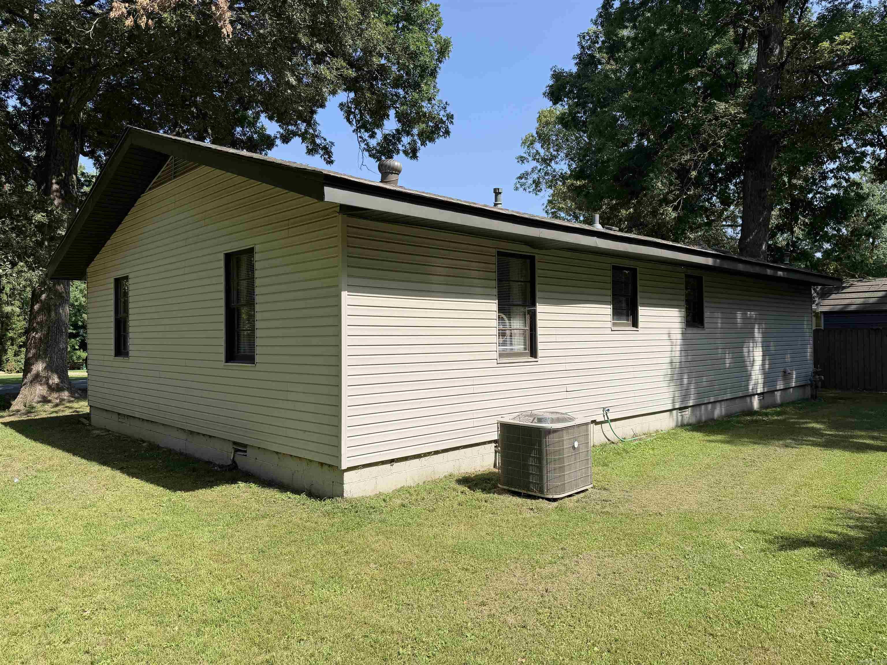 165 S 12th  Piggott, AR