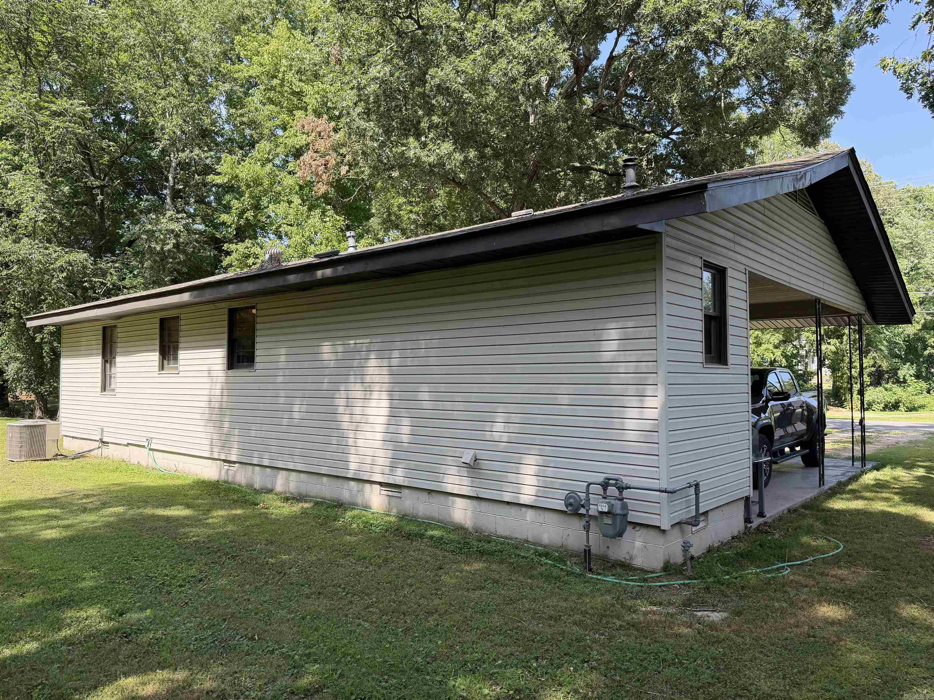 165 S 12th  Piggott, AR