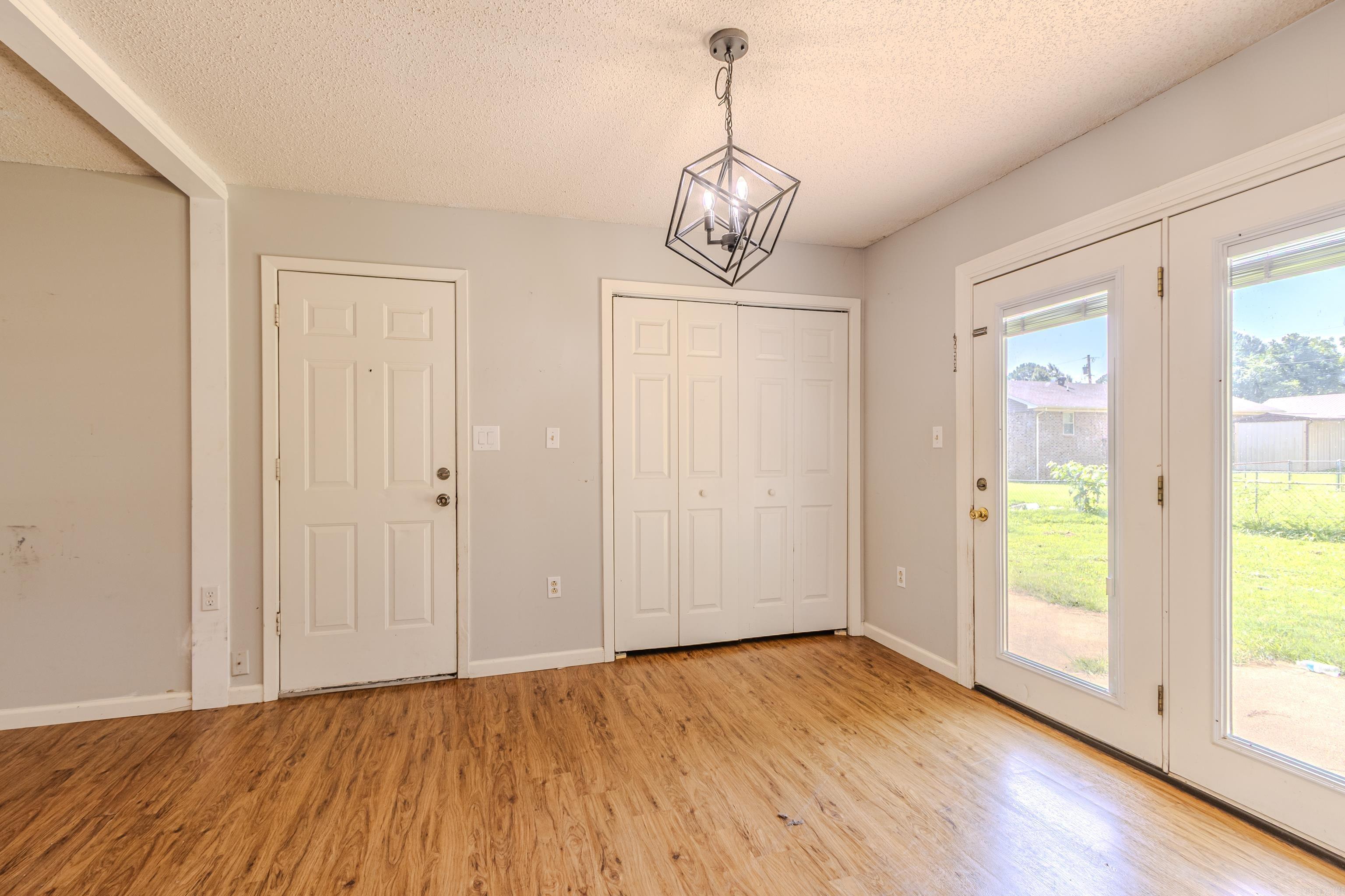 4504 Valley View  Paragould, AR