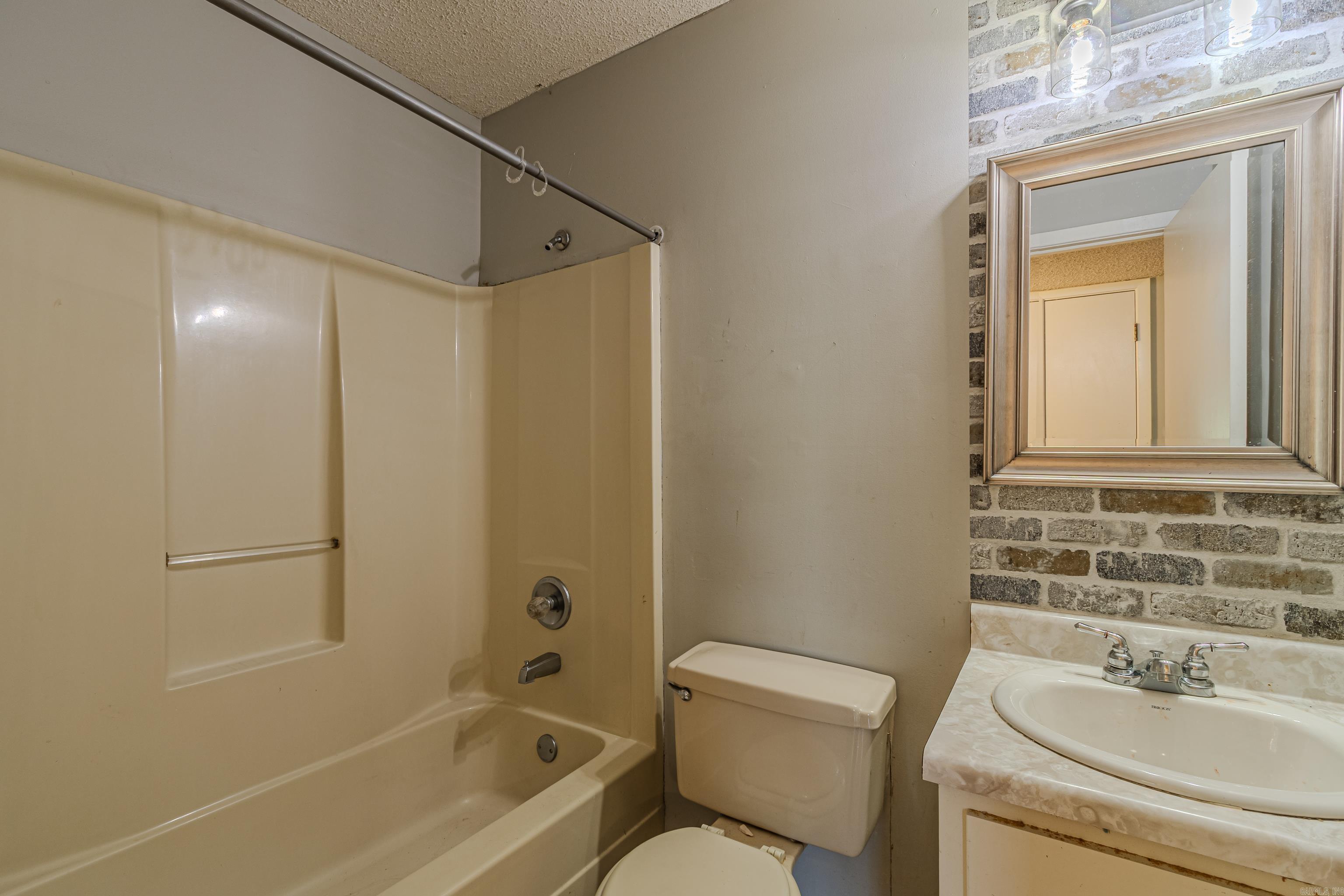 4504 Valley View  Paragould, AR