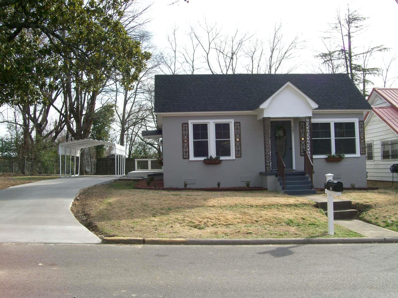 107 Noxon  Hot Springs, AR