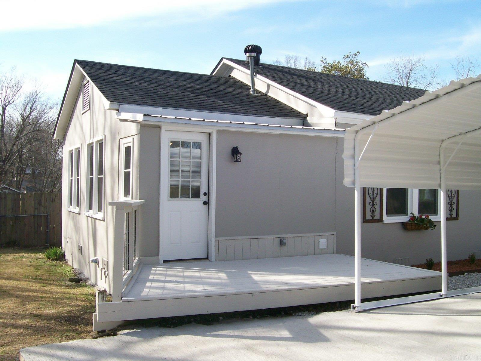 107 Noxon  Hot Springs, AR