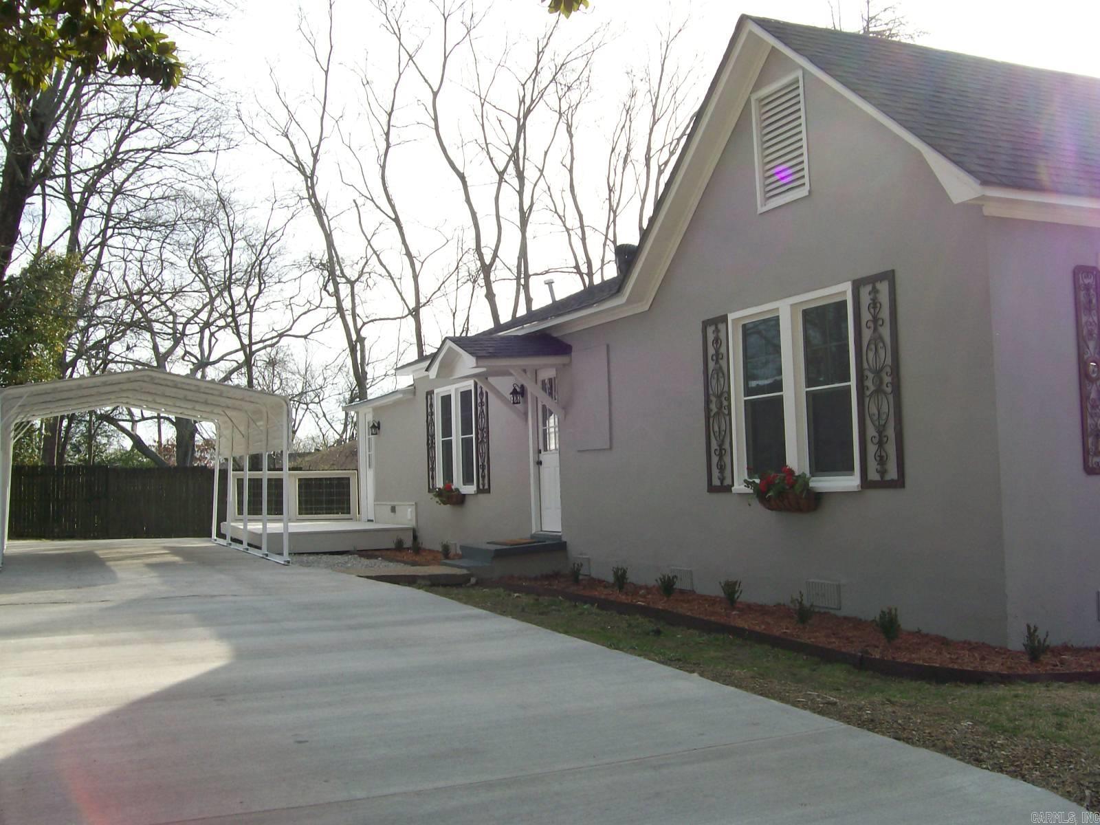 107 Noxon  Hot Springs, AR
