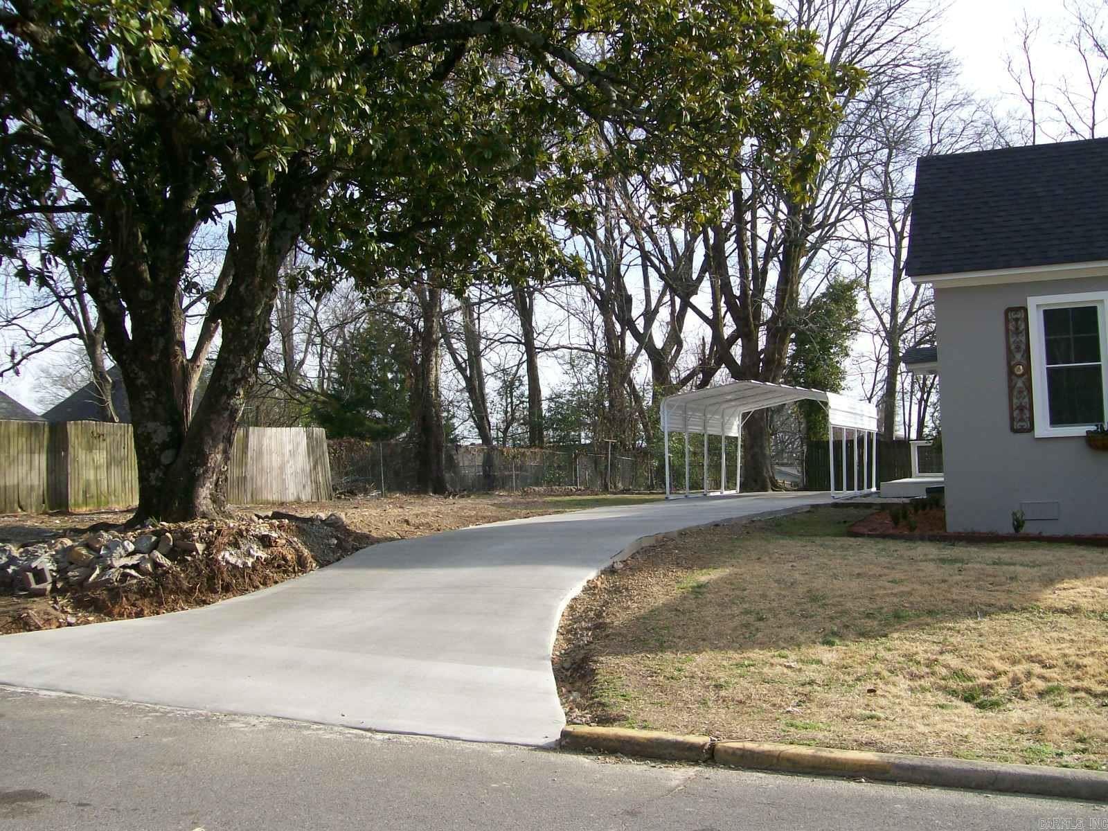 107 Noxon  Hot Springs, AR
