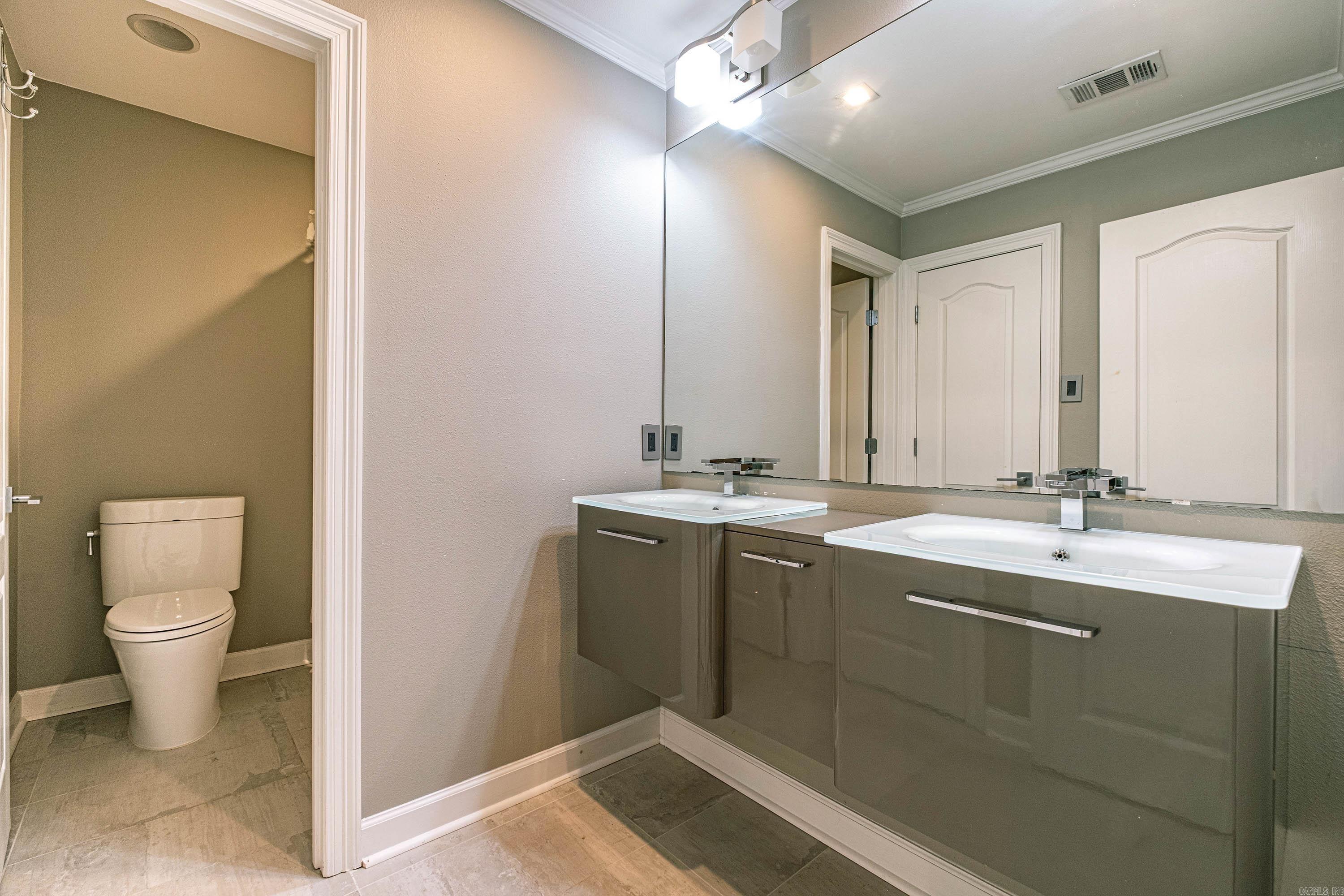 12 Laval  Little Rock, AR
