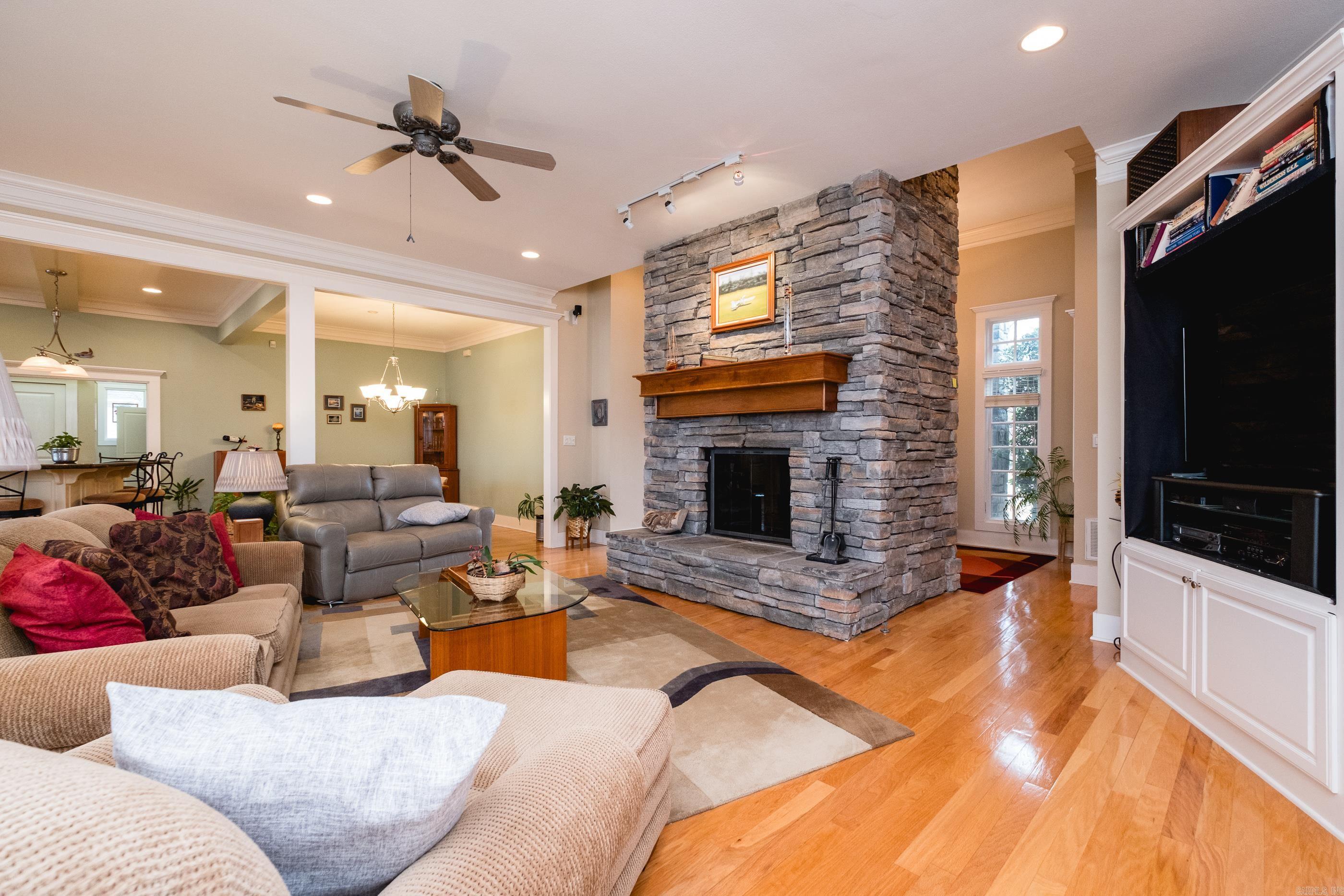6423 Caribbean Drive W  Benton, AR