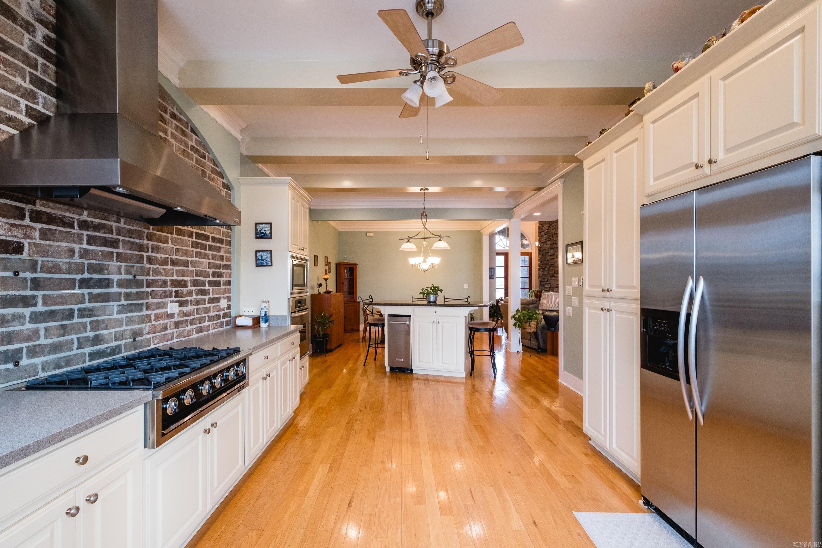 6423 Caribbean Drive W  Benton, AR