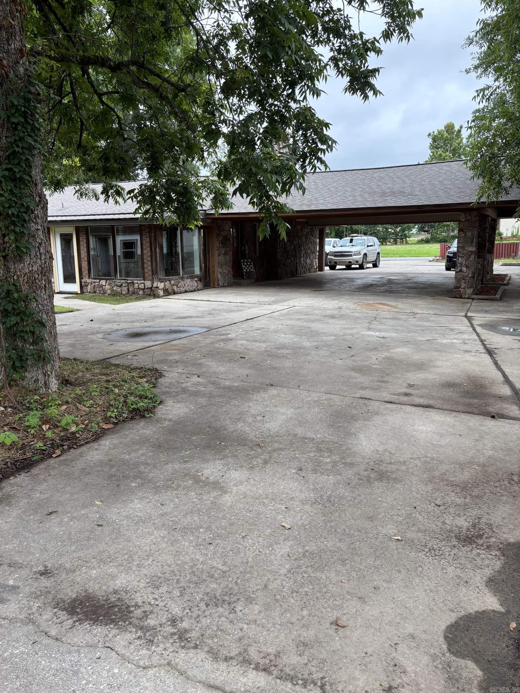 213 W Texas  Amity, AR