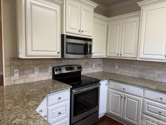 2415 EIGHTEEN  Conway, AR