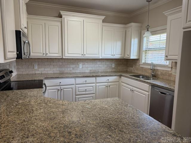 2415 EIGHTEEN  Conway, AR
