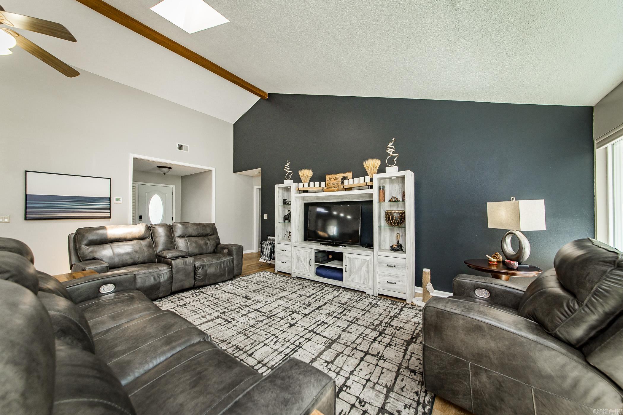 315 Mountain Ranch Dr  Fairfield Bay, AR
