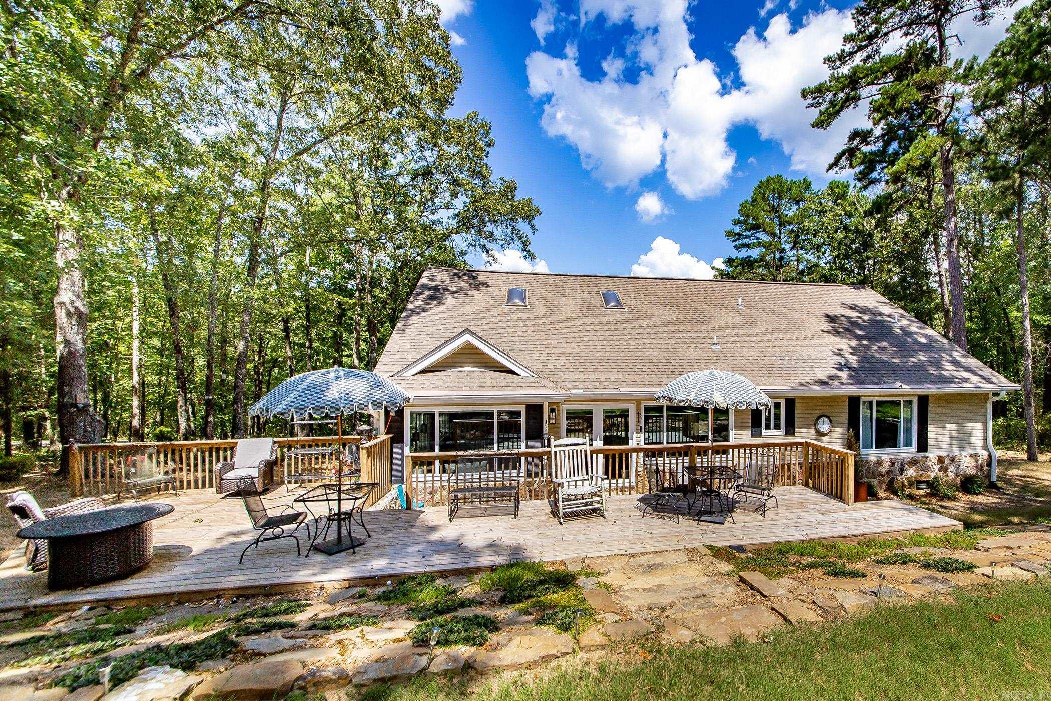 315 Mountain Ranch Dr  Fairfield Bay, AR