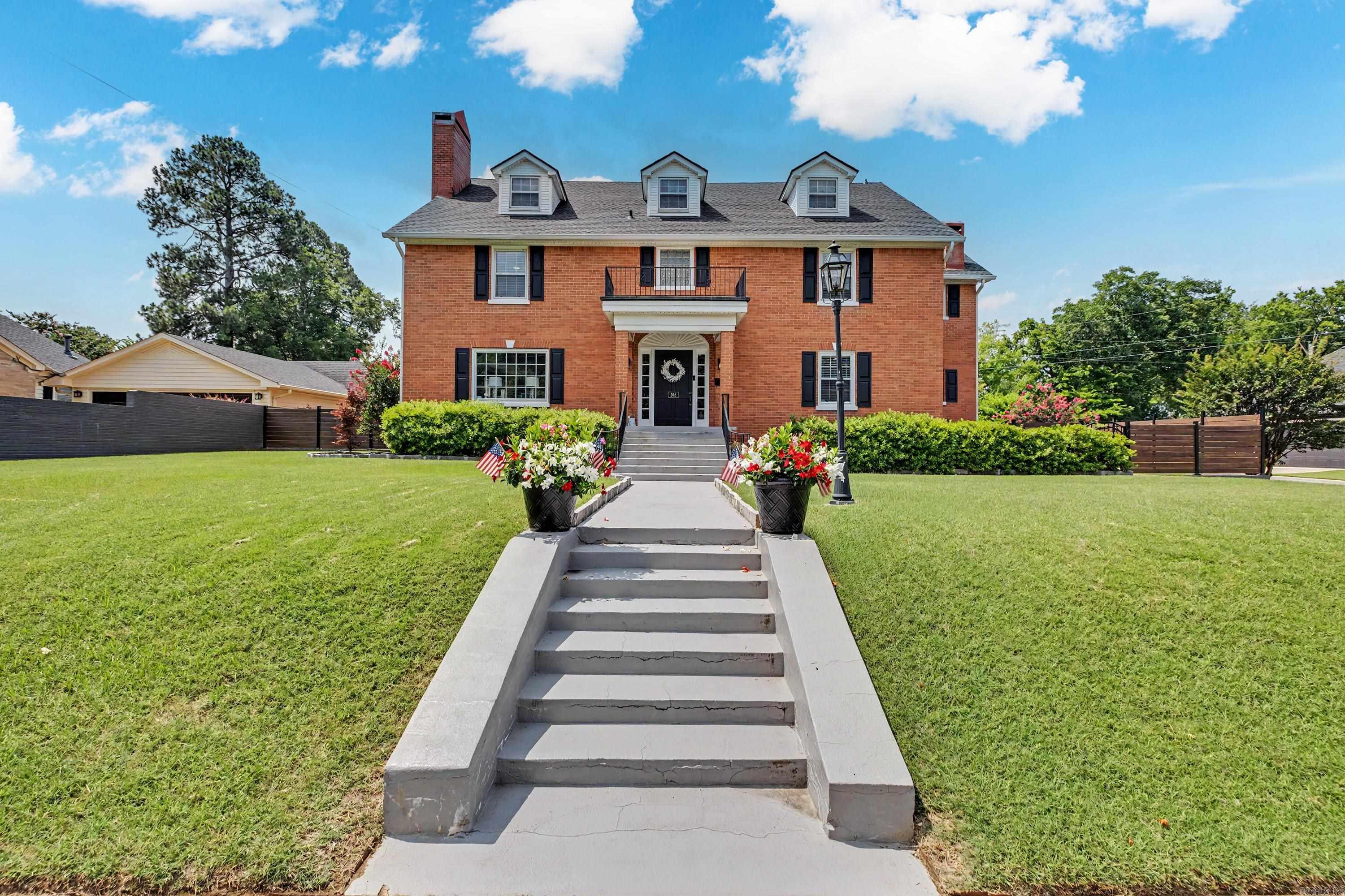 406 W Narroway  Benton, AR