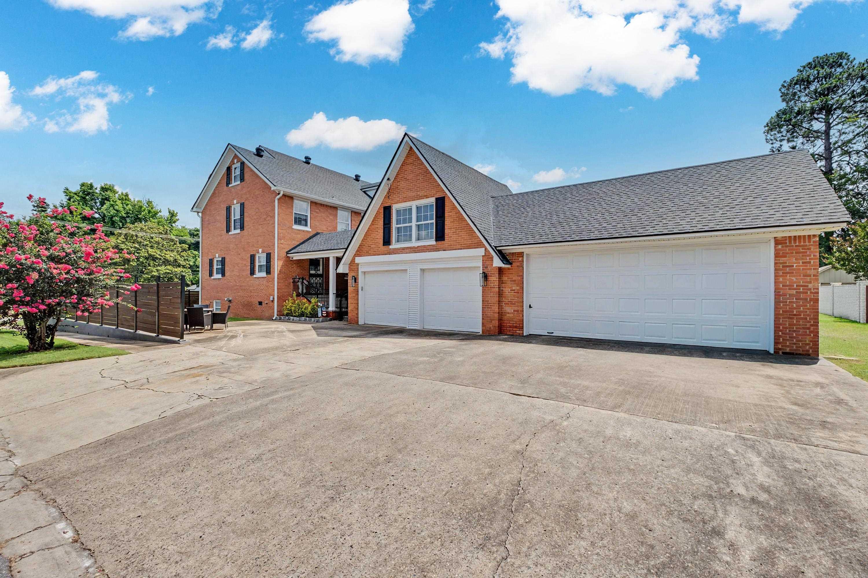 406 W Narroway  Benton, AR