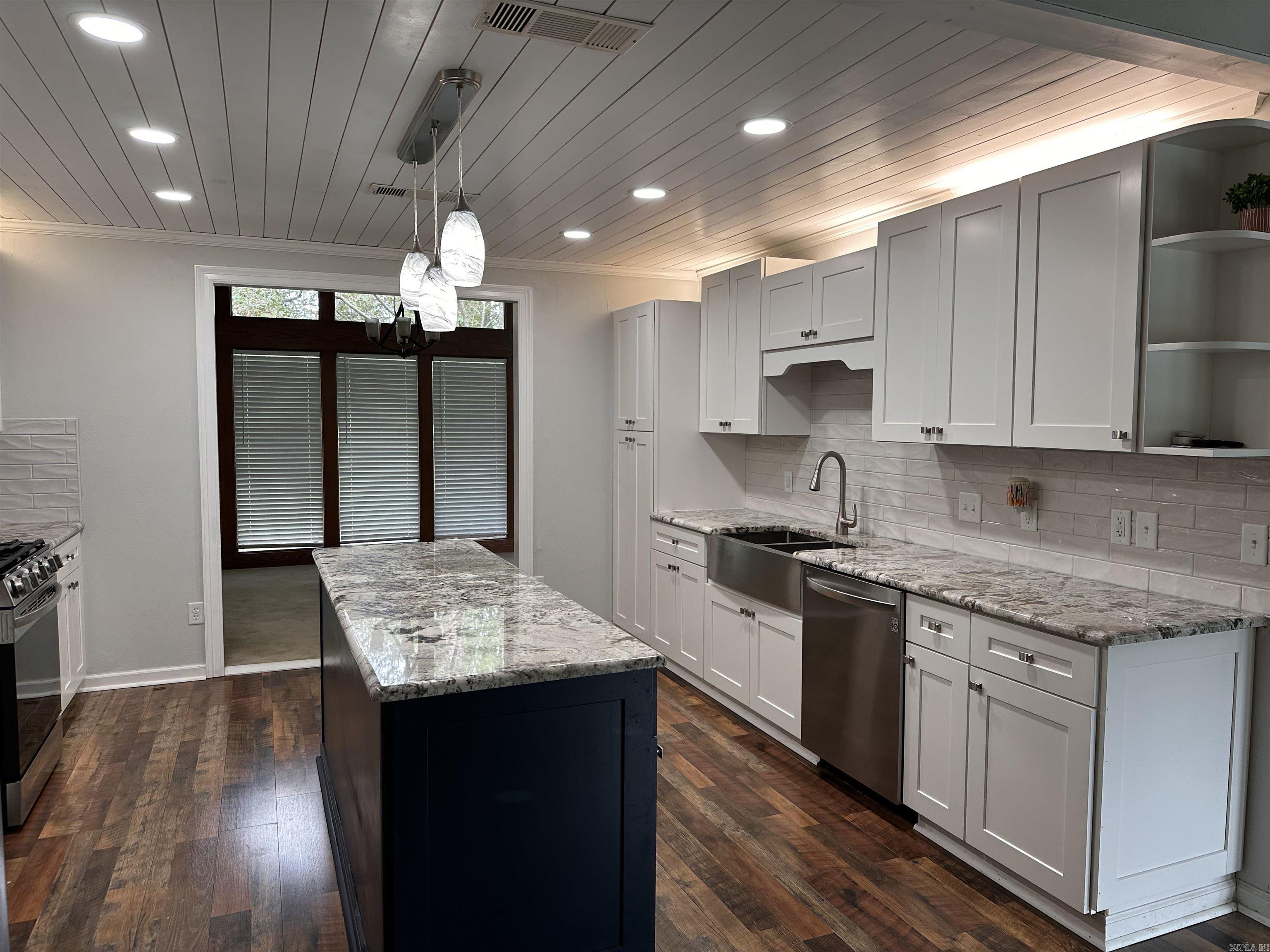 1624 S Lakewood  Magnolia, AR