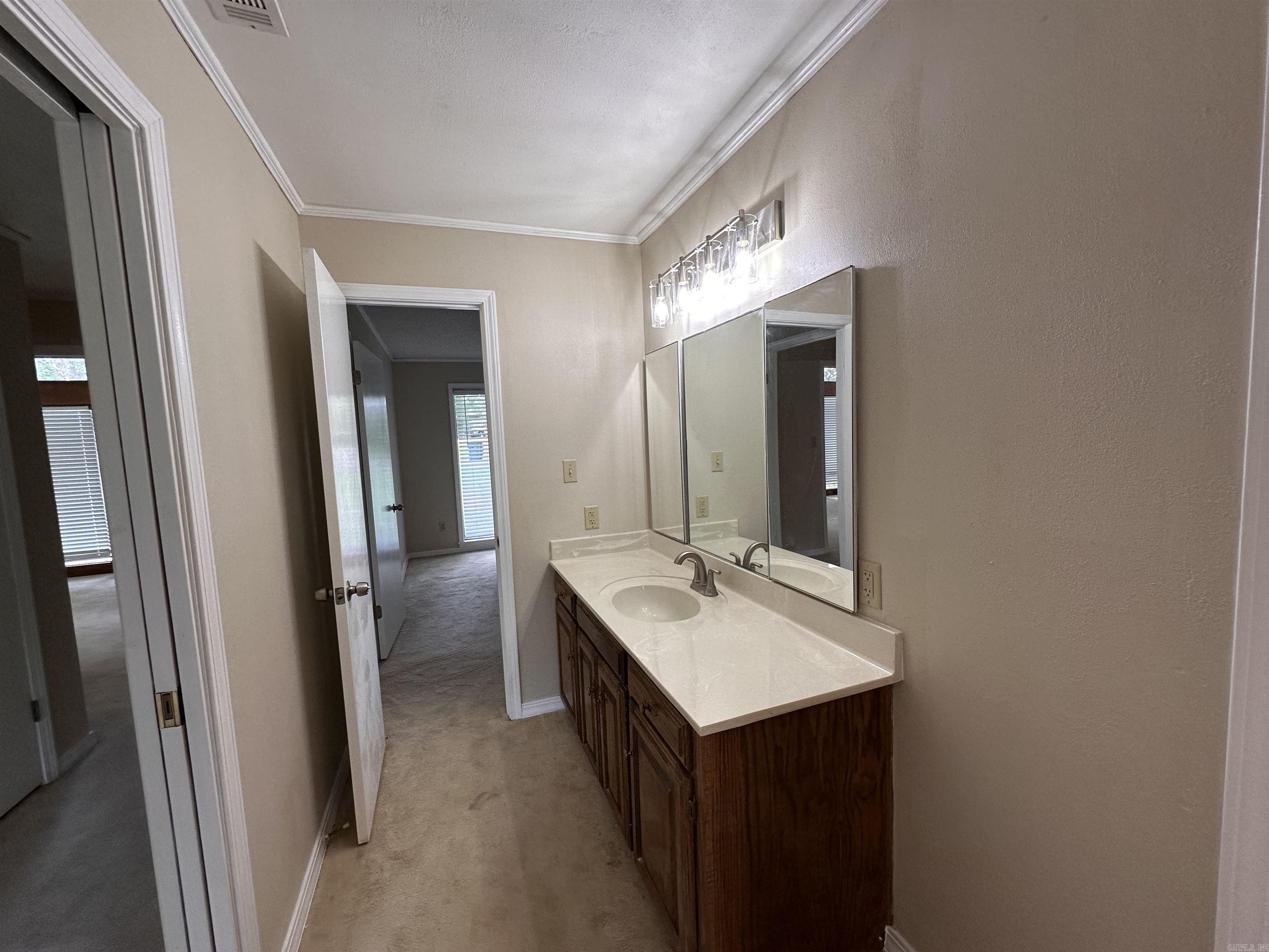 1624 S Lakewood  Magnolia, AR