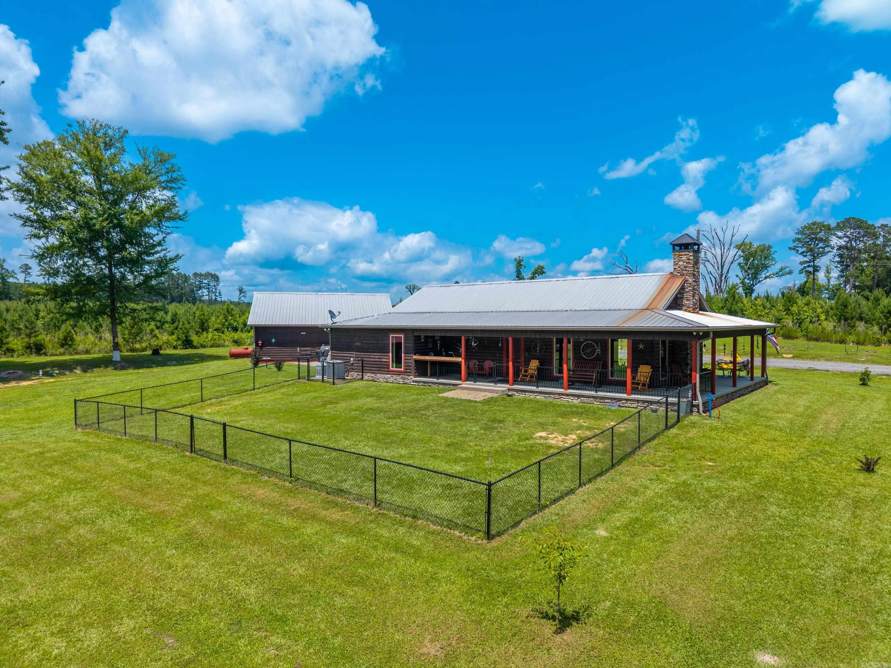 1382 Big Creek  Malvern, AR