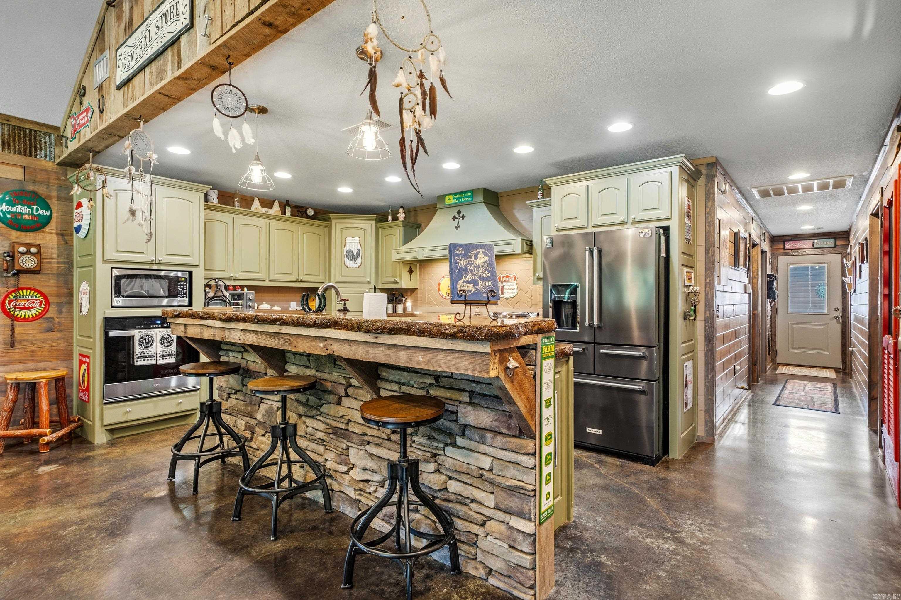 1382 Big Creek  Malvern, AR