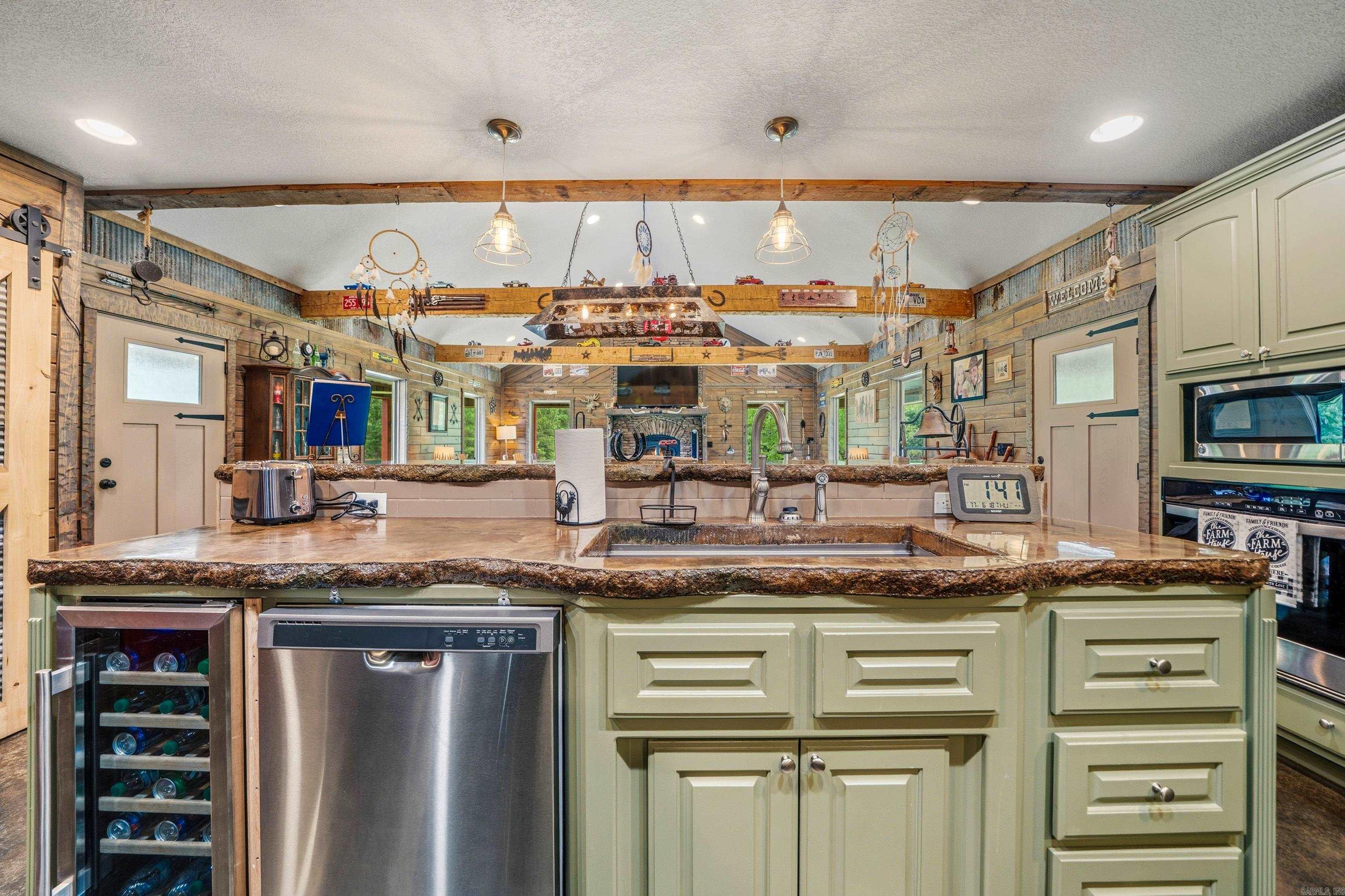 1382 Big Creek  Malvern, AR