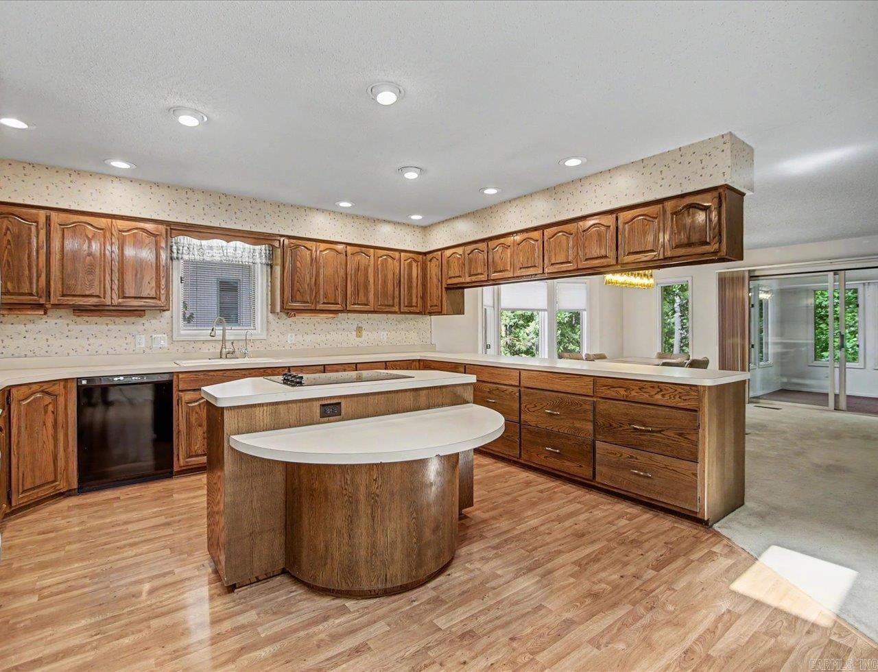 5 Coronado  Hot Springs Village, AR