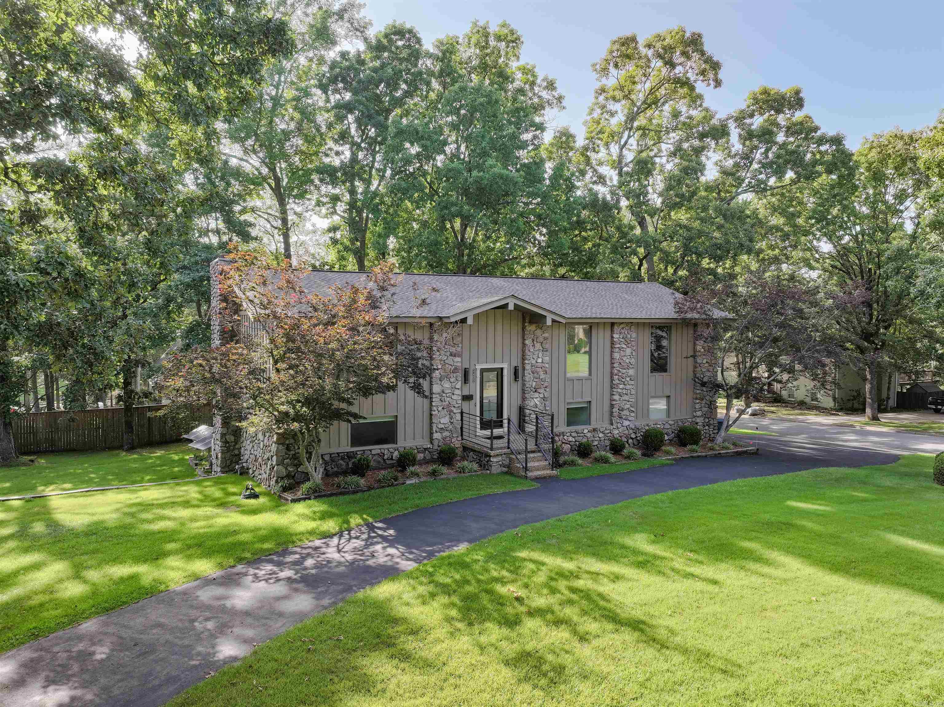 3402 Shenandoah Valley  Little Rock, AR