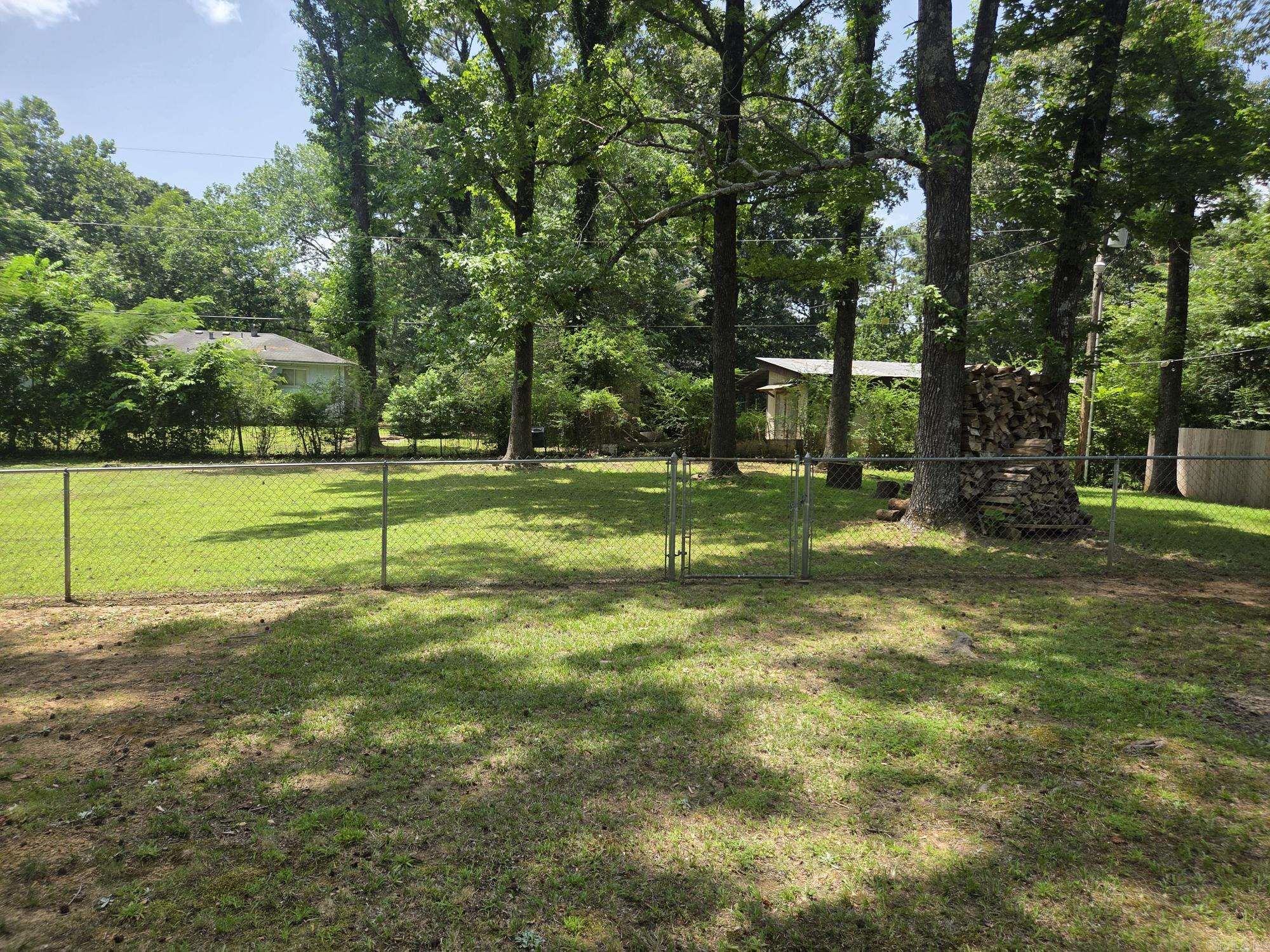 1101 N Cedar  Searcy, AR