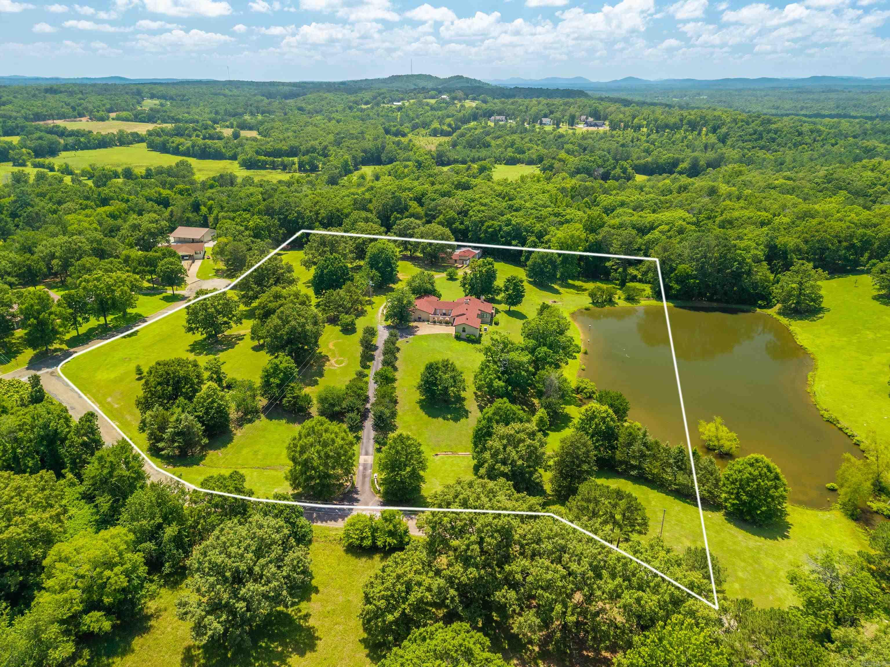 170 Sunshine Valley  Pearcy, AR