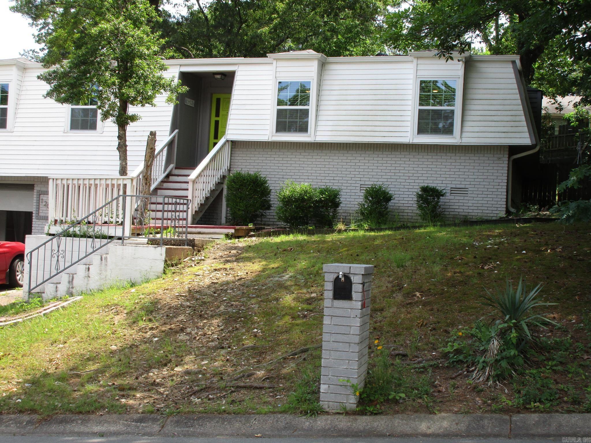 1209 E Twin Lakes  Little Rock, AR
