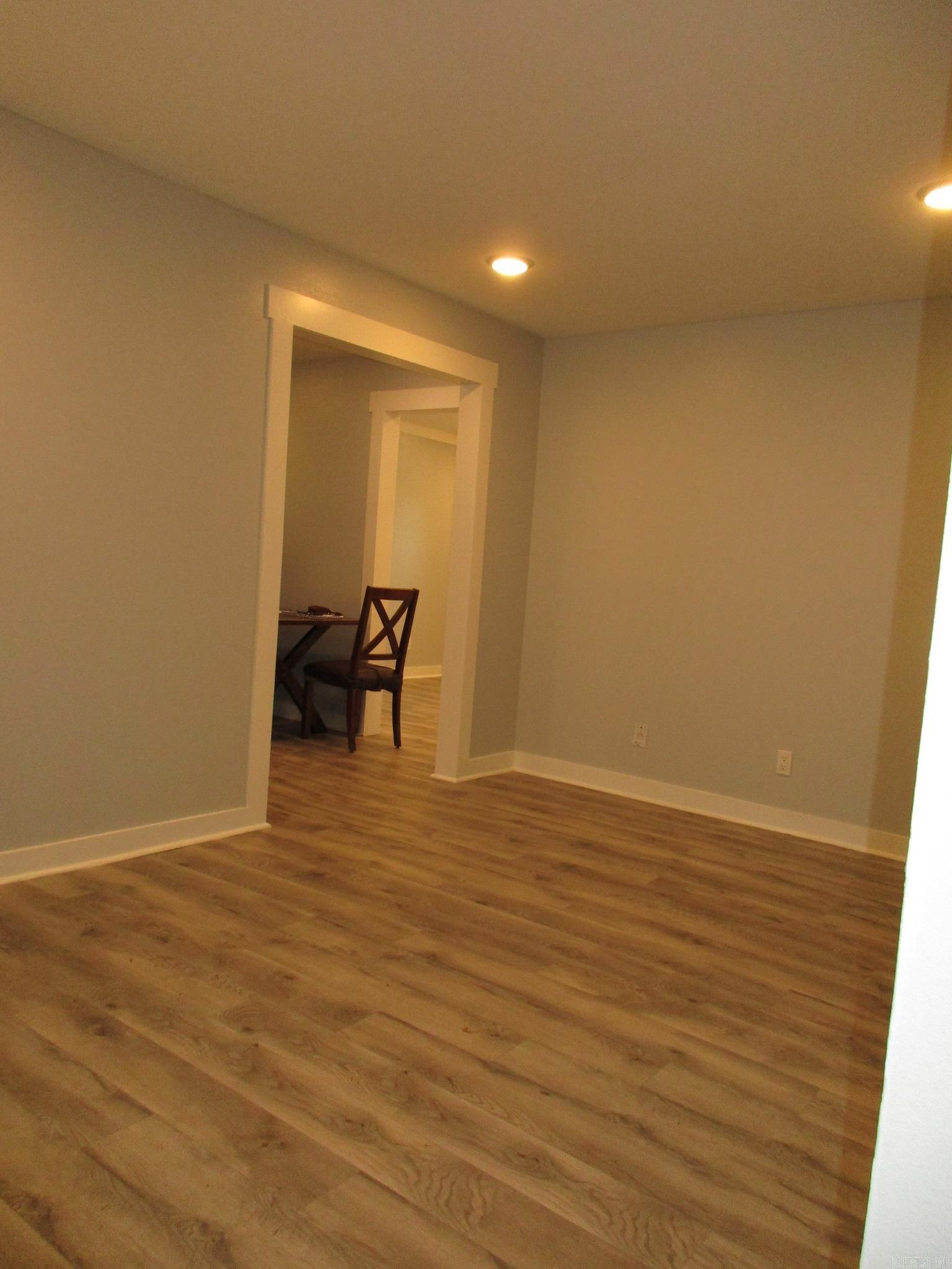 1209 E Twin Lakes  Little Rock, AR