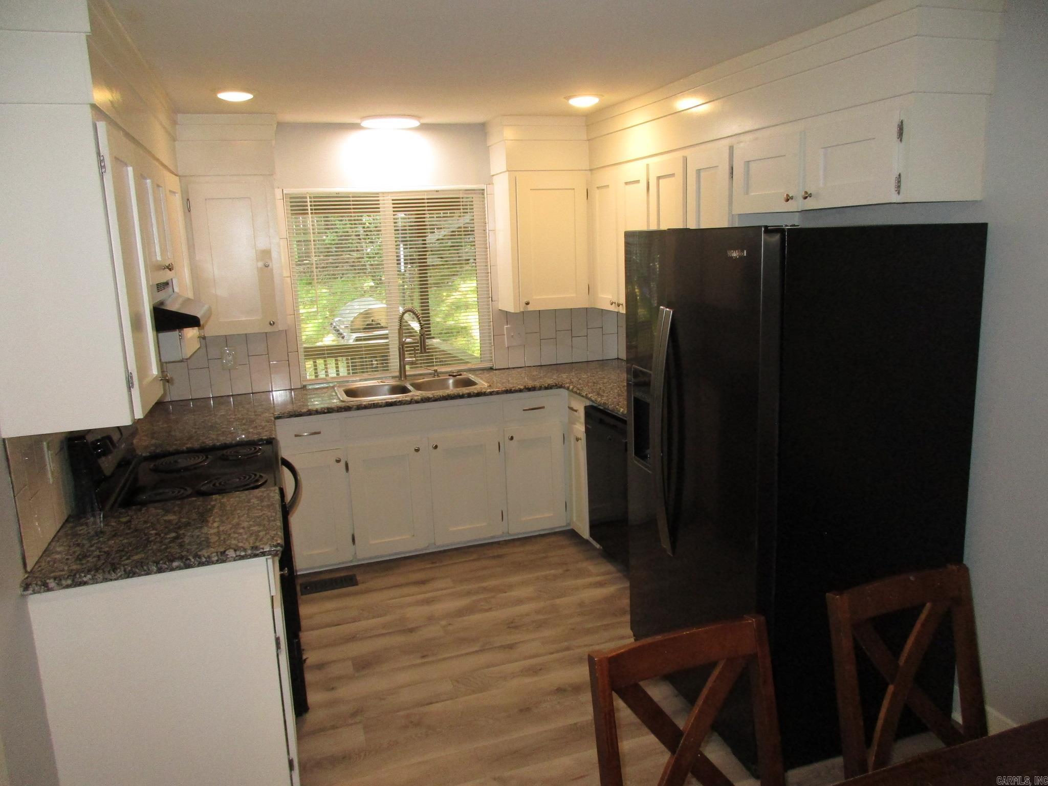 1209 E Twin Lakes  Little Rock, AR