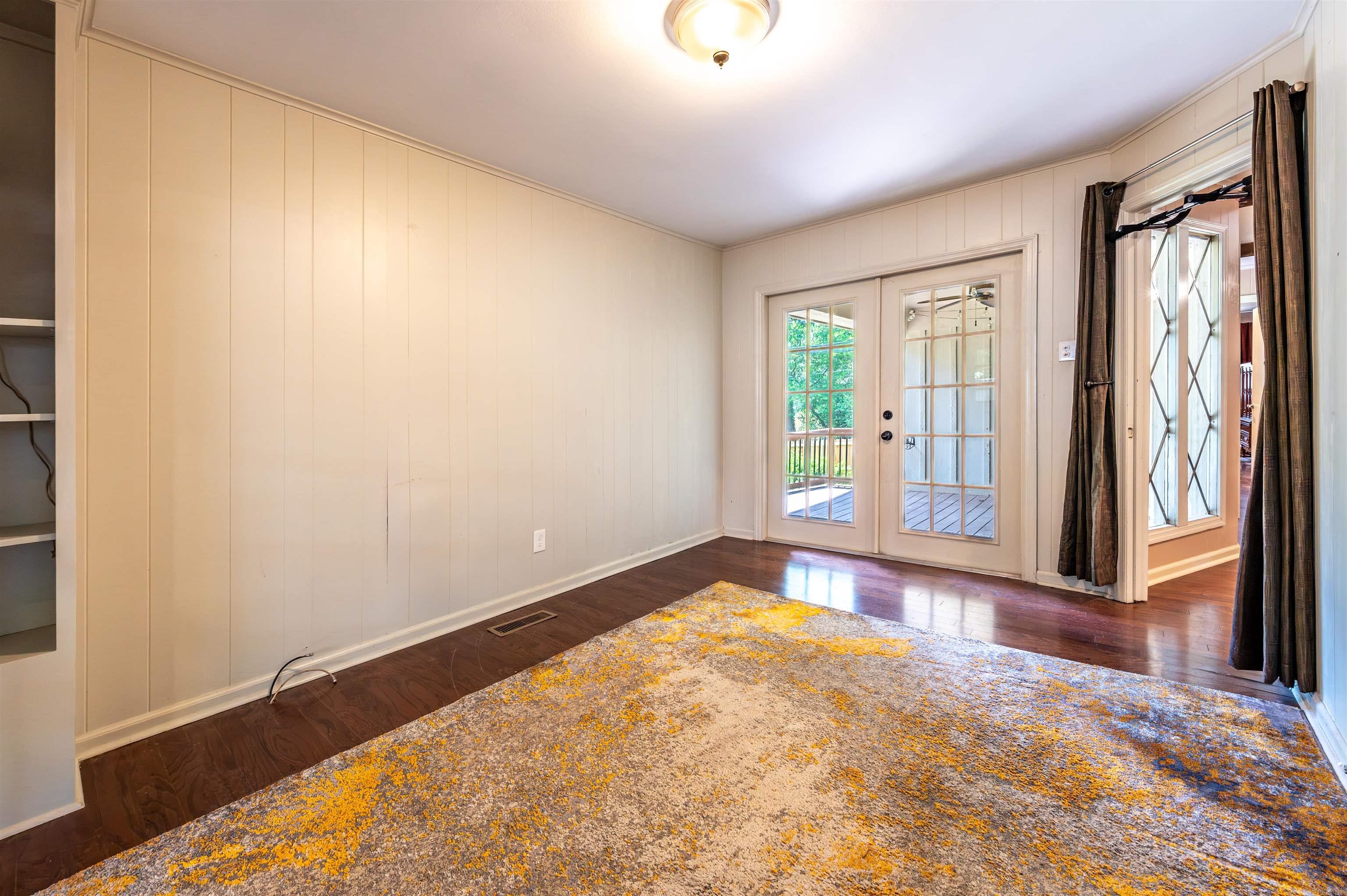 2215 Gunpowder  Little Rock, AR