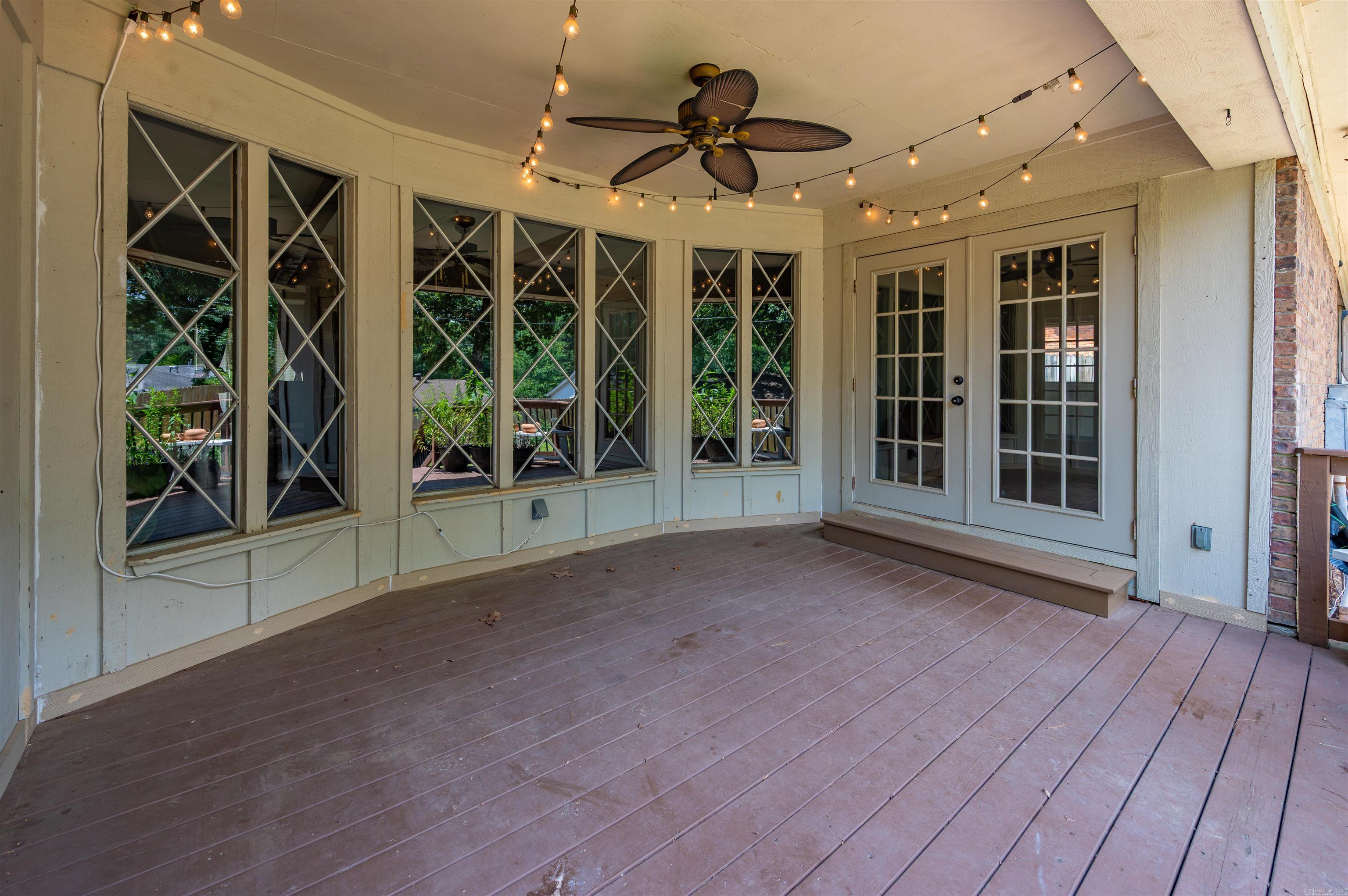 2215 Gunpowder  Little Rock, AR