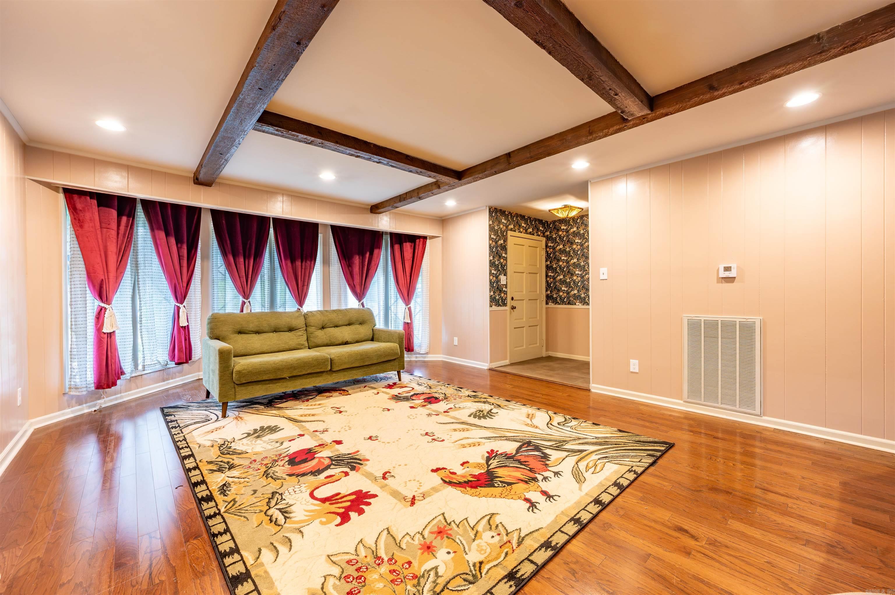 2215 Gunpowder  Little Rock, AR
