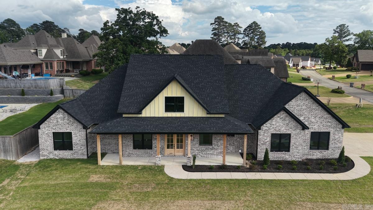 137 Arlington Park Terrace  Hot Springs, AR
