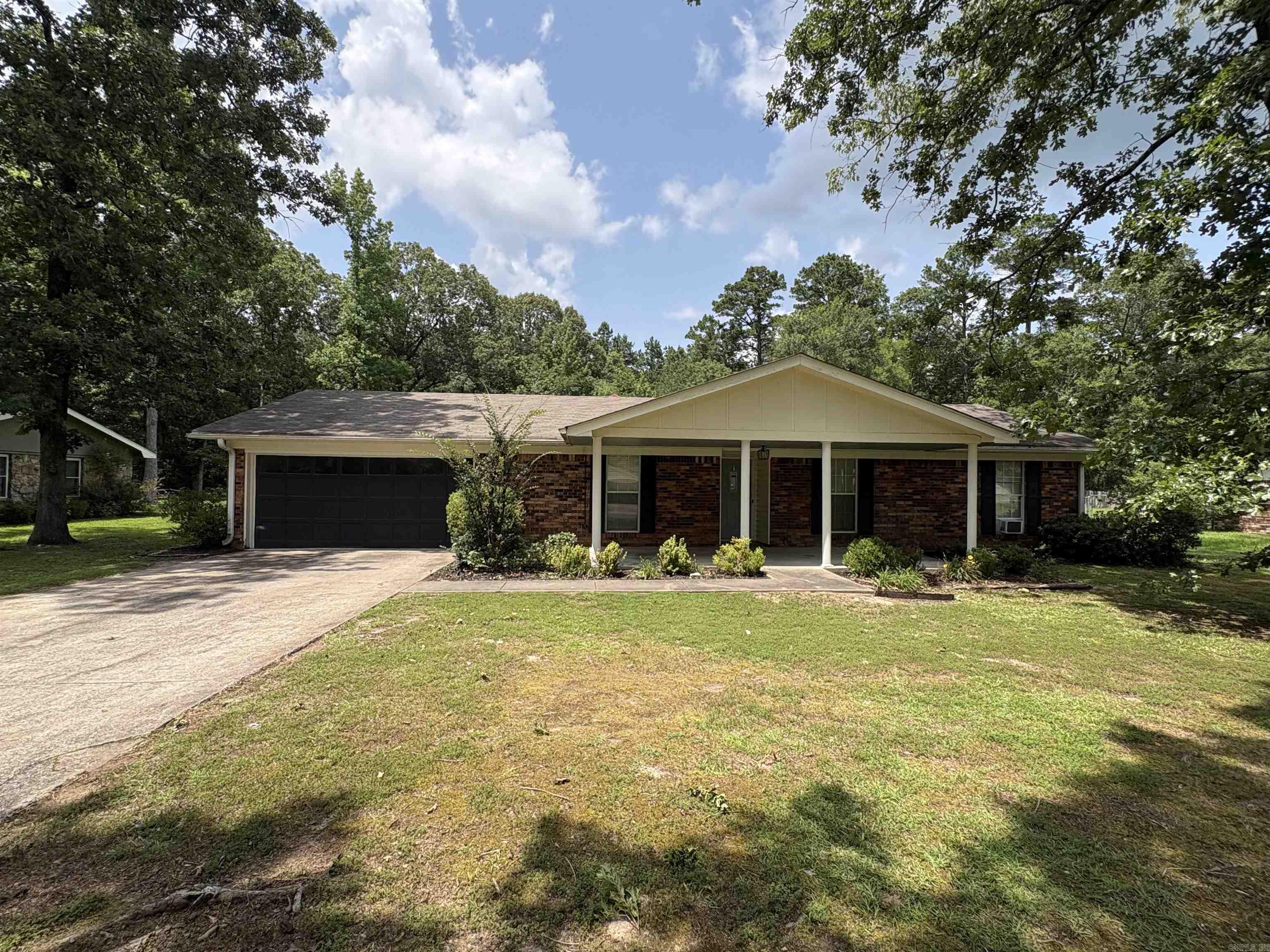 7905 N Pinewood  Pine Bluff, AR