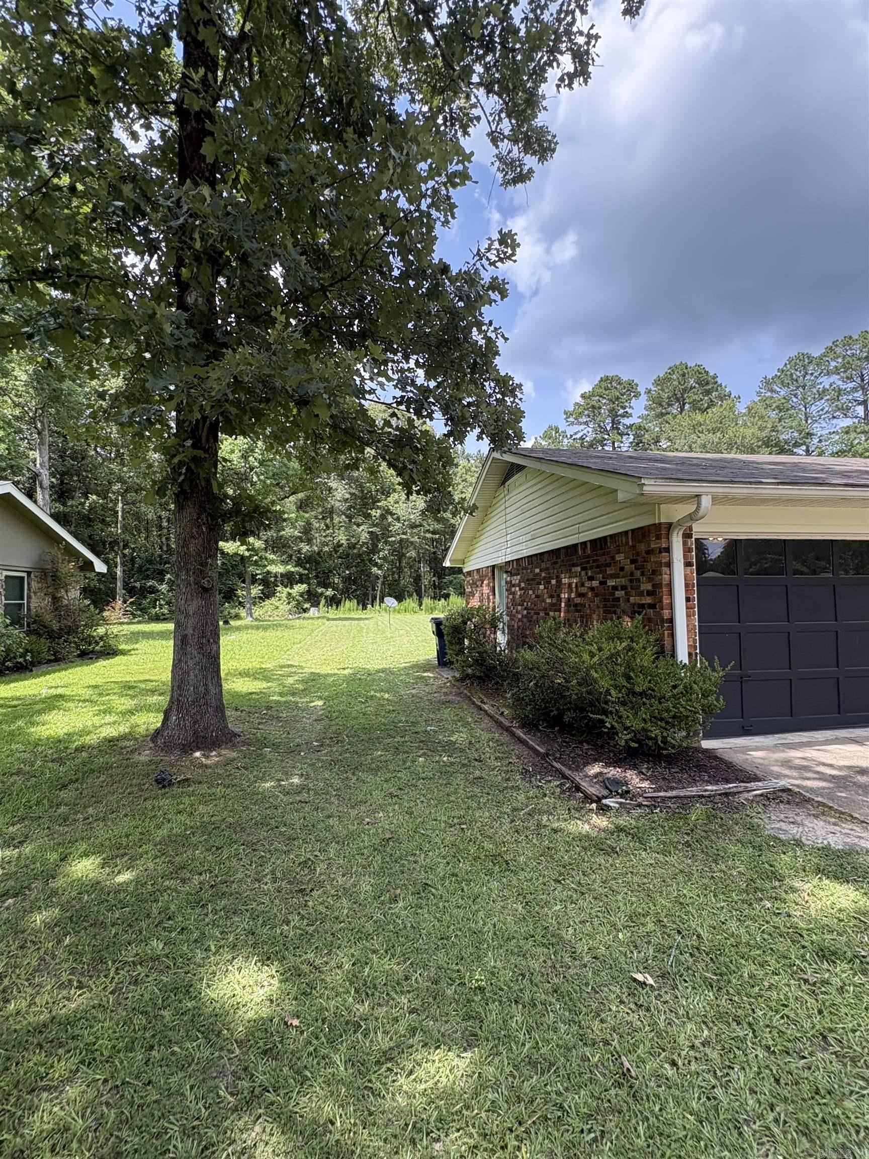 7905 N Pinewood  Pine Bluff, AR