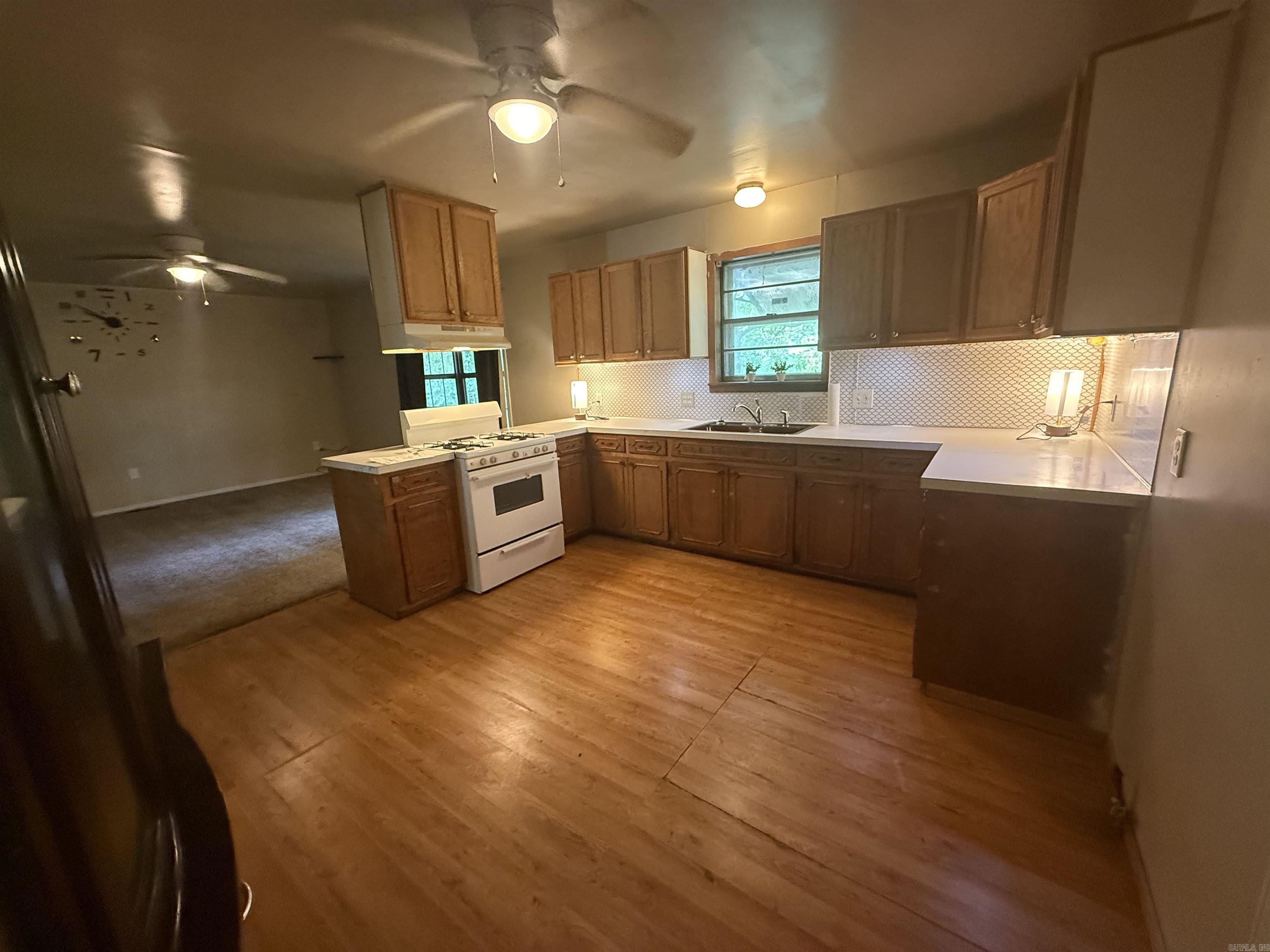 505 W Park  Searcy, AR