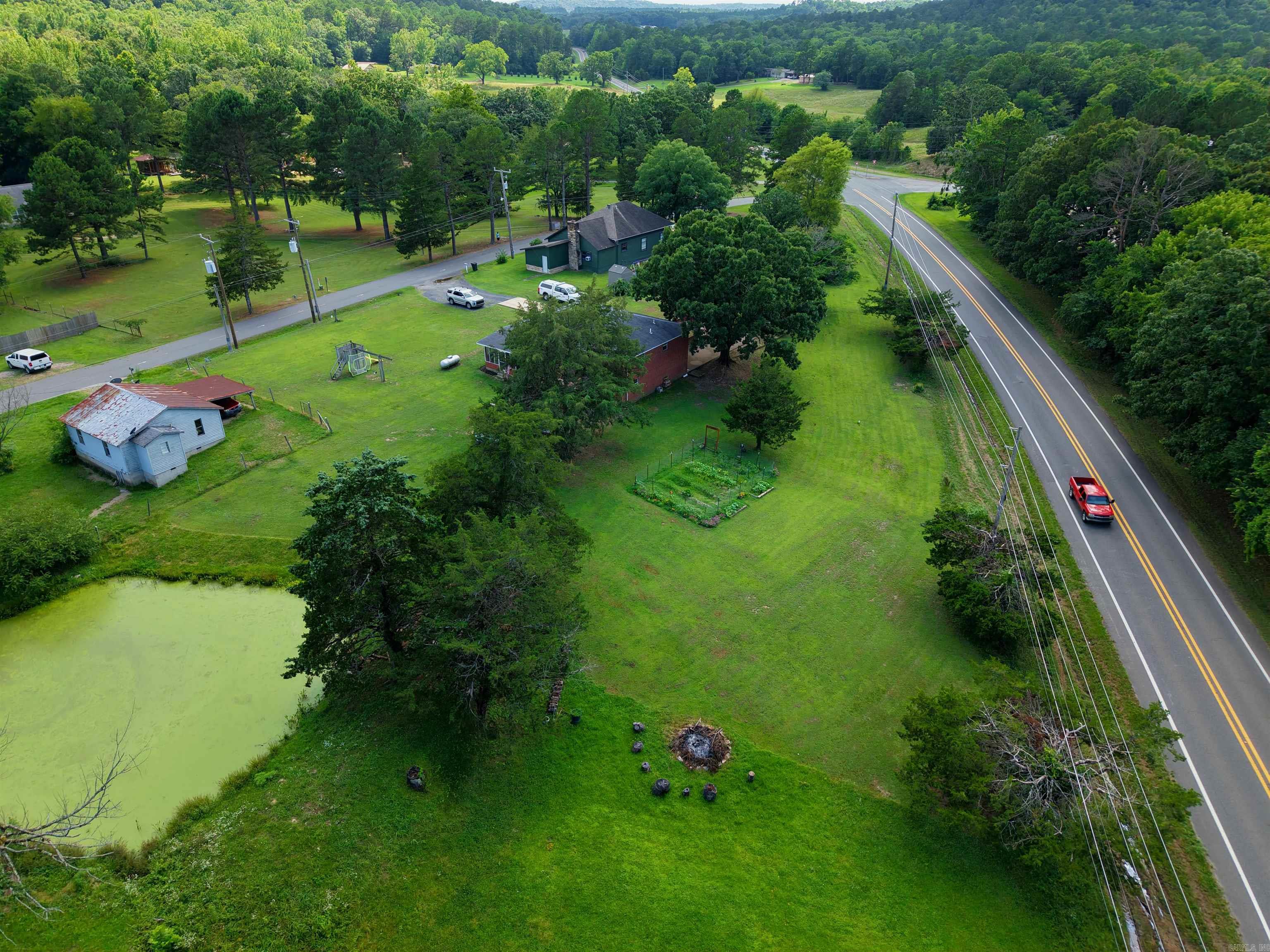 132 South  Mount Ida, AR