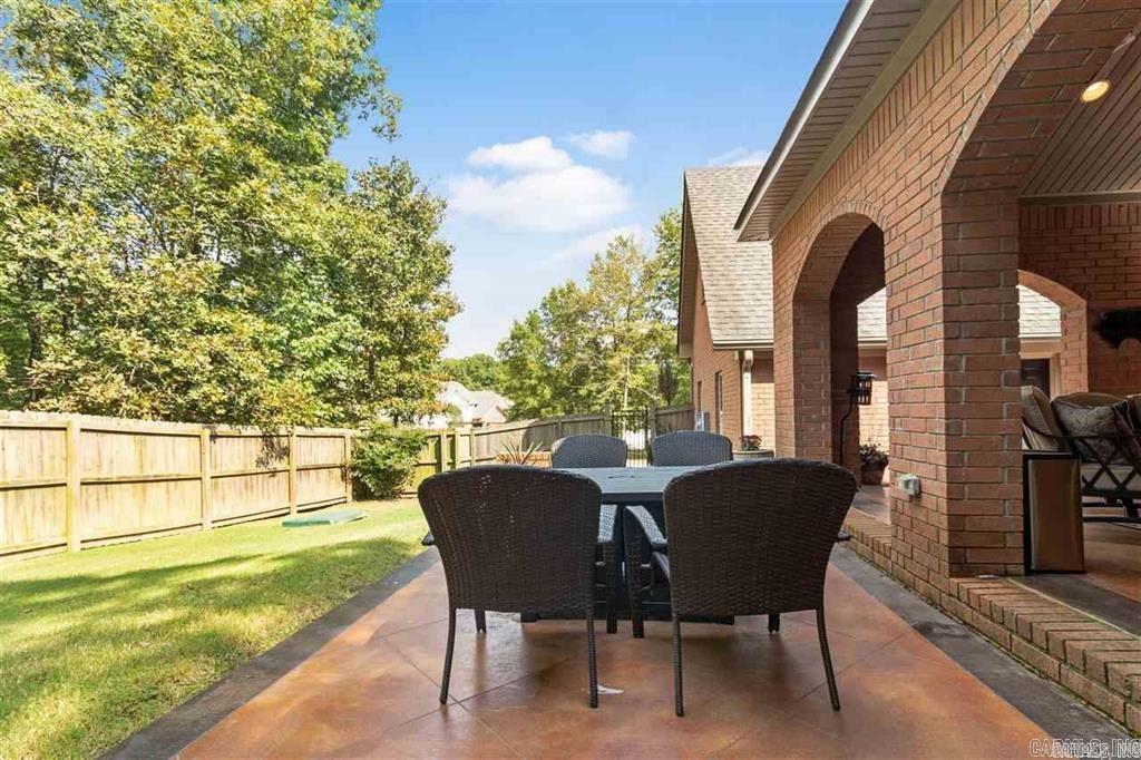 21 Edgewater Ct  Jacksonville, AR